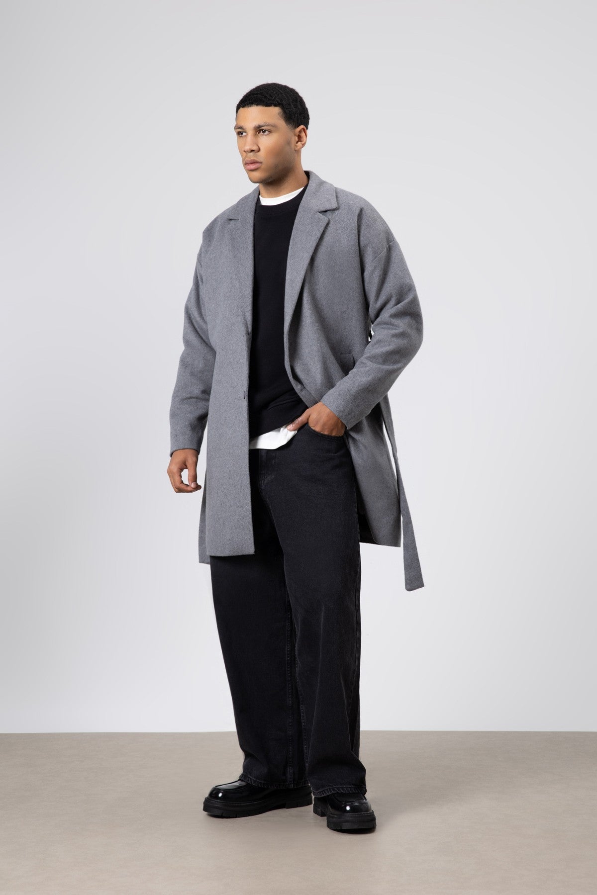 Oversized Arched Cashmere Coat