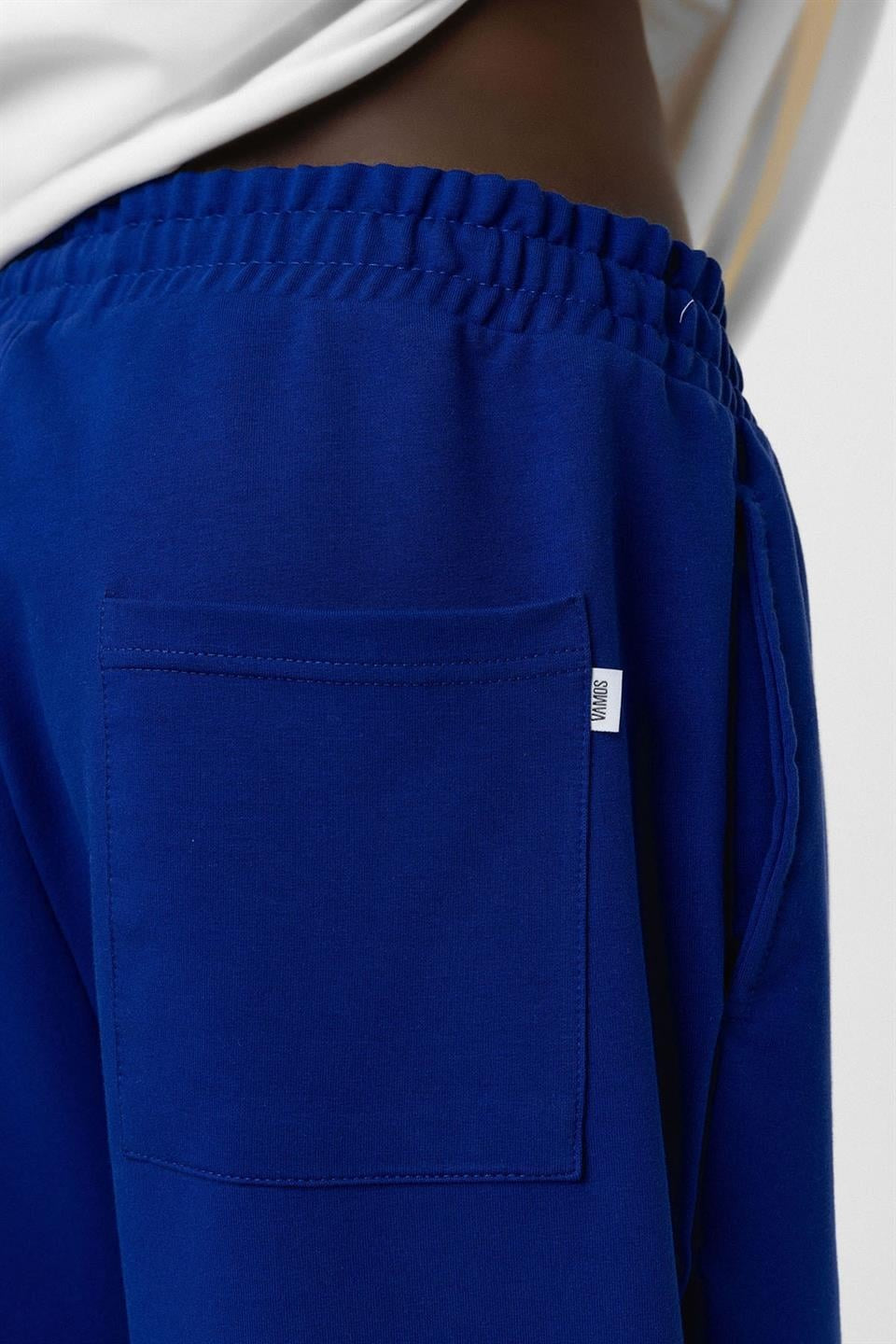 Basic Oversized Sweatpants with Elastic Cuffs