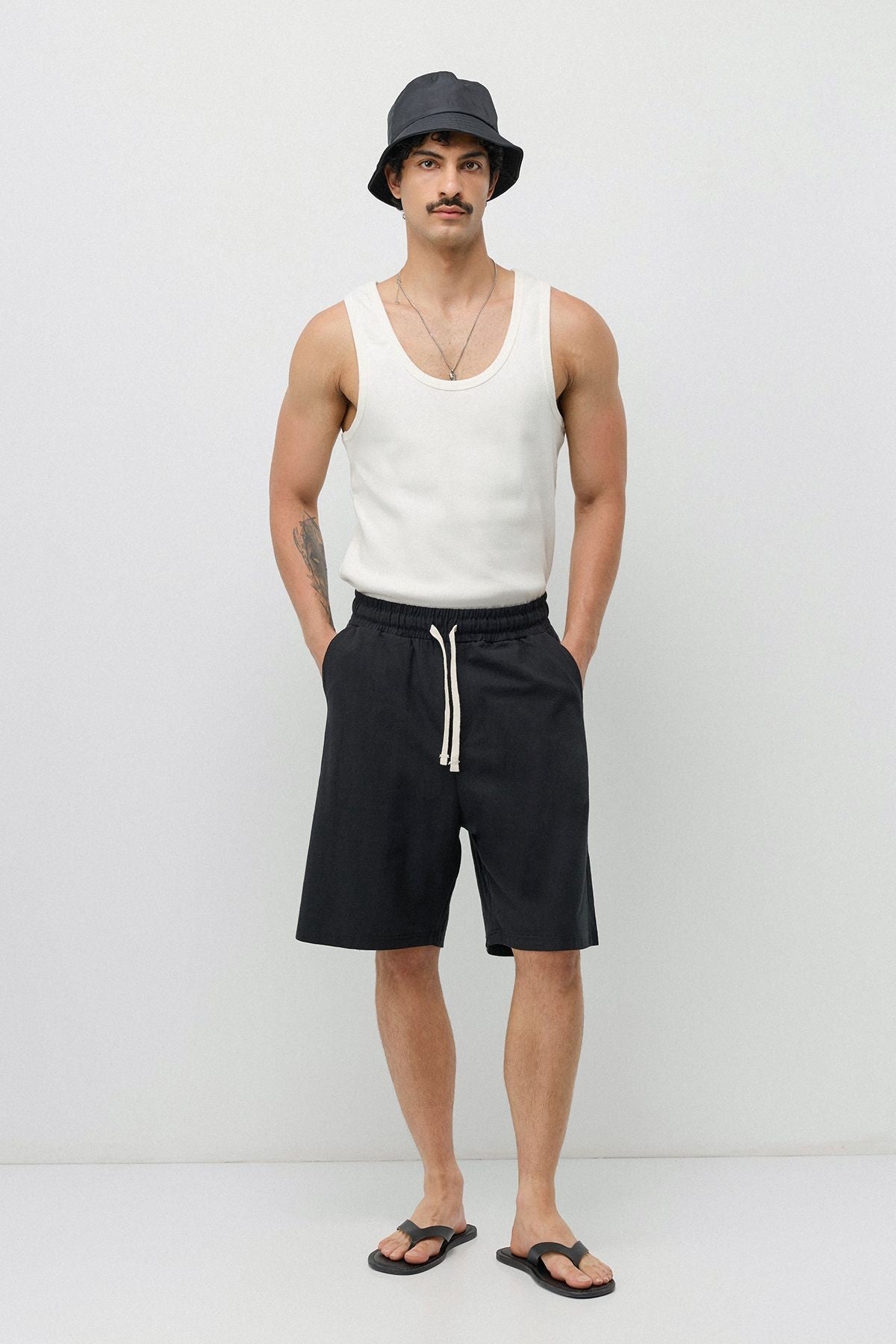 Basic Oversized Linen Shorts