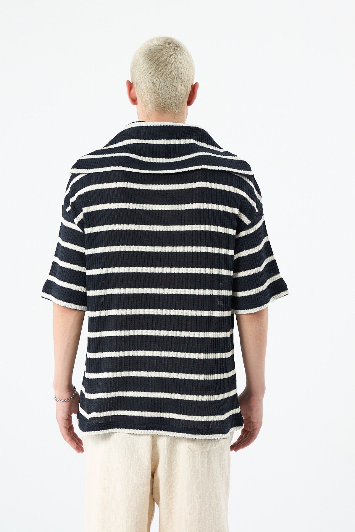 Oversized Striped Sweatshirt with Zipper Collar