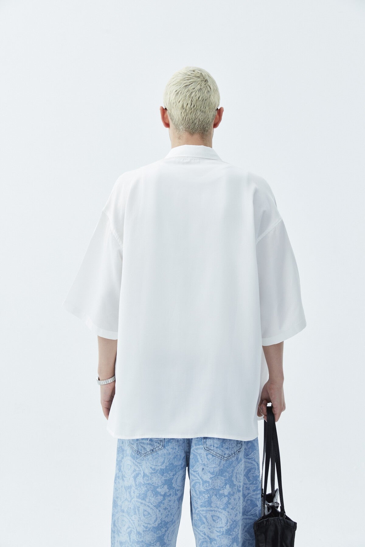 Oversized Short-Sleeve Linen Shirt with One Pocket