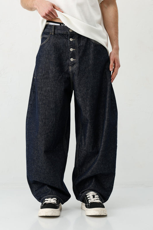 Barrel-Fit Jeans