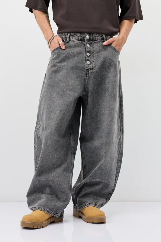 Barrel-Fit Jeans