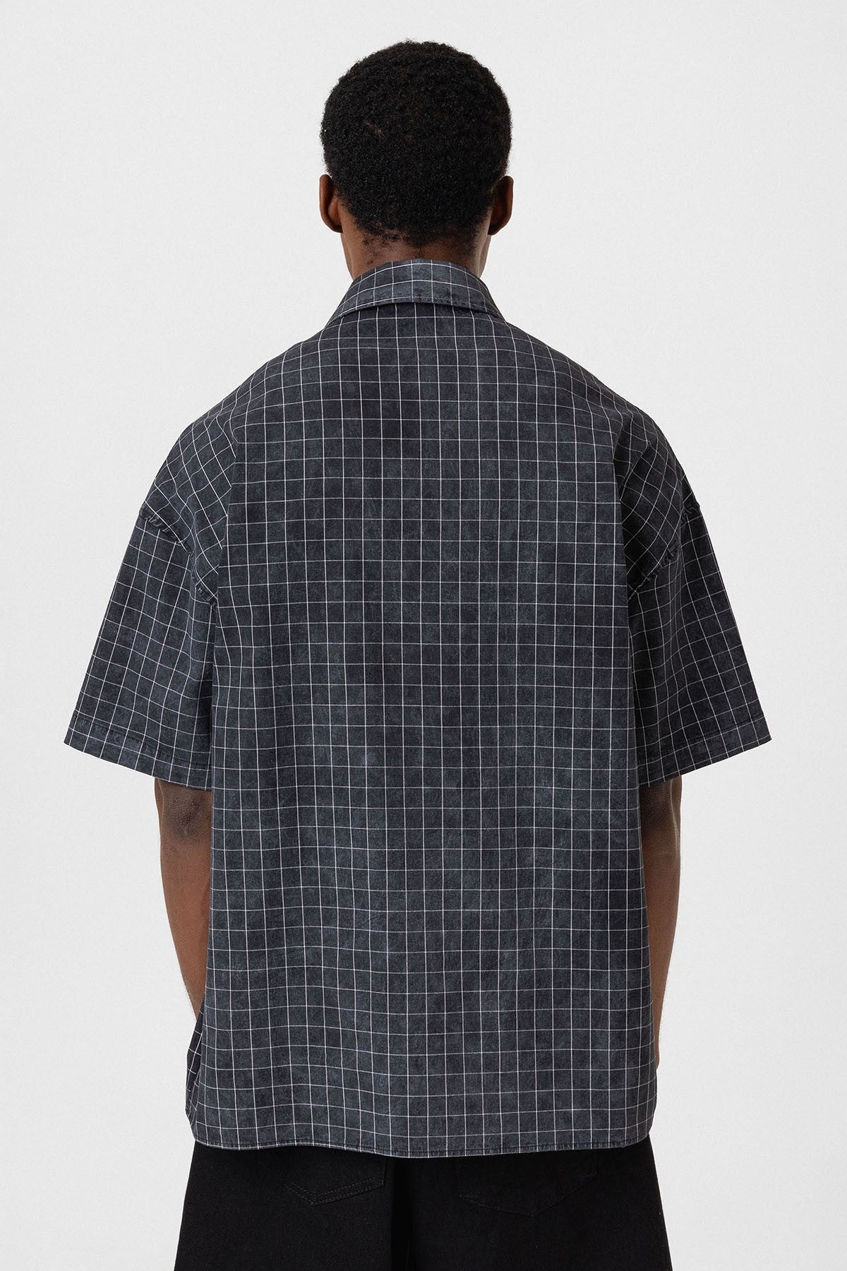 Oversized Short-Sleeve Checkered Shirt with Pockets