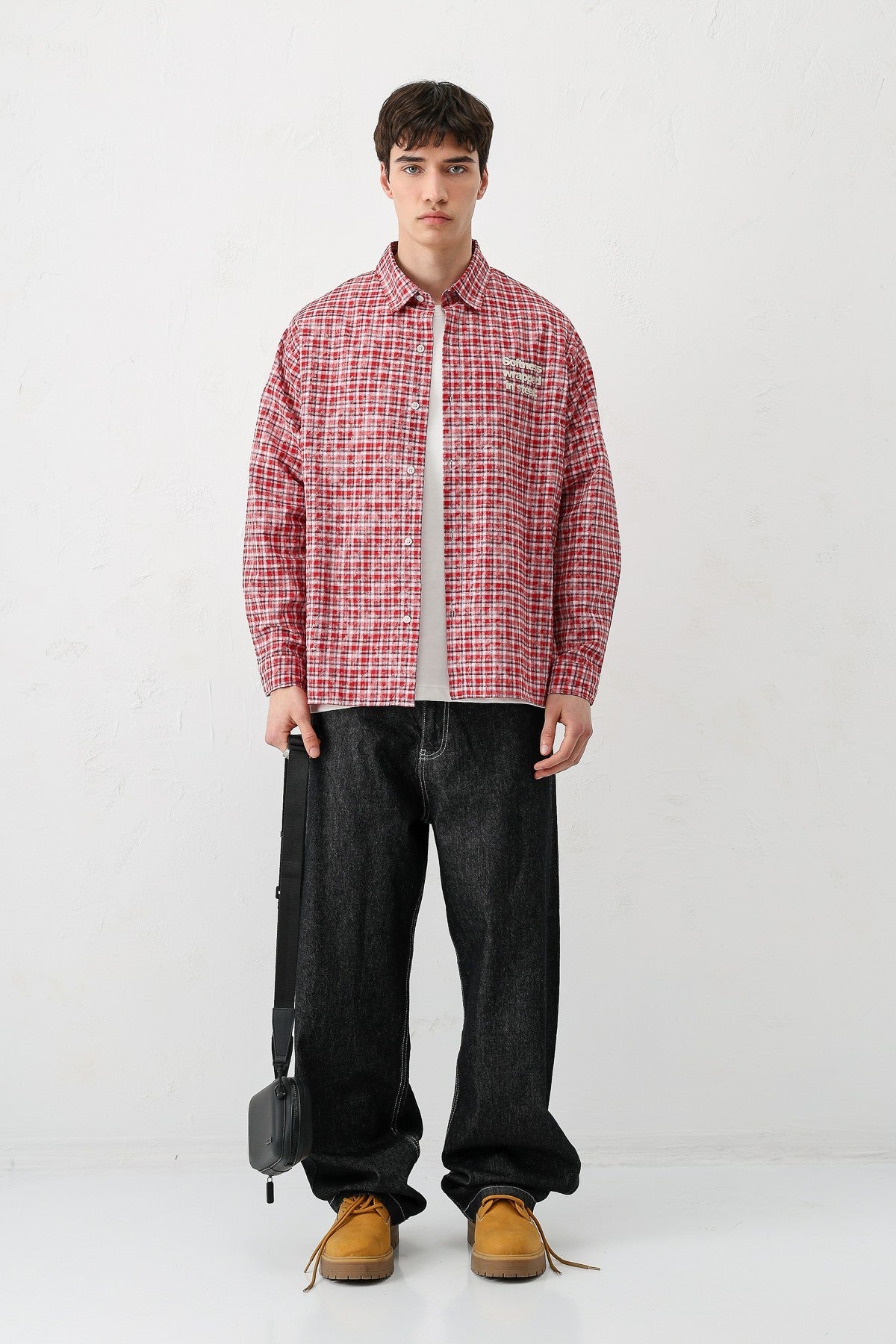 Long-Sleeved Checkered Shirt