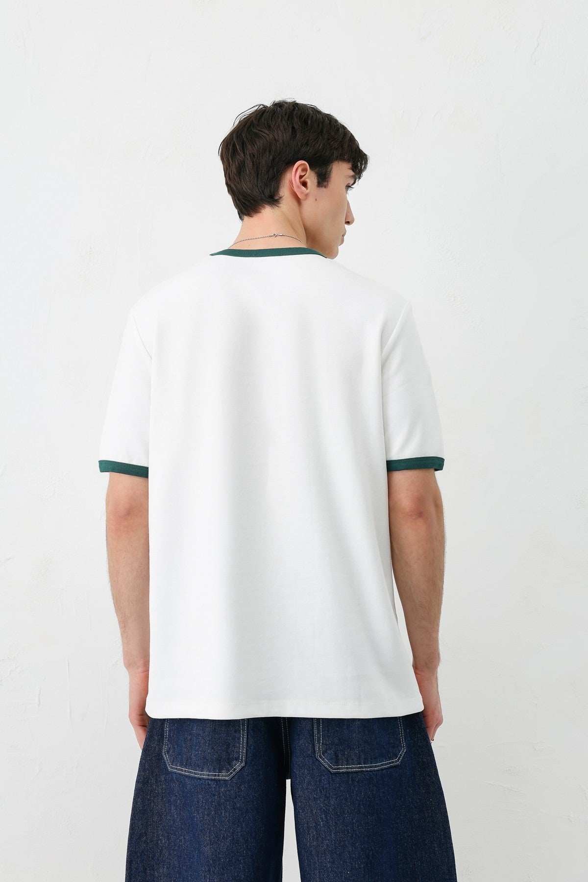 Short-Sleeved Regular-Fit T-Shirt