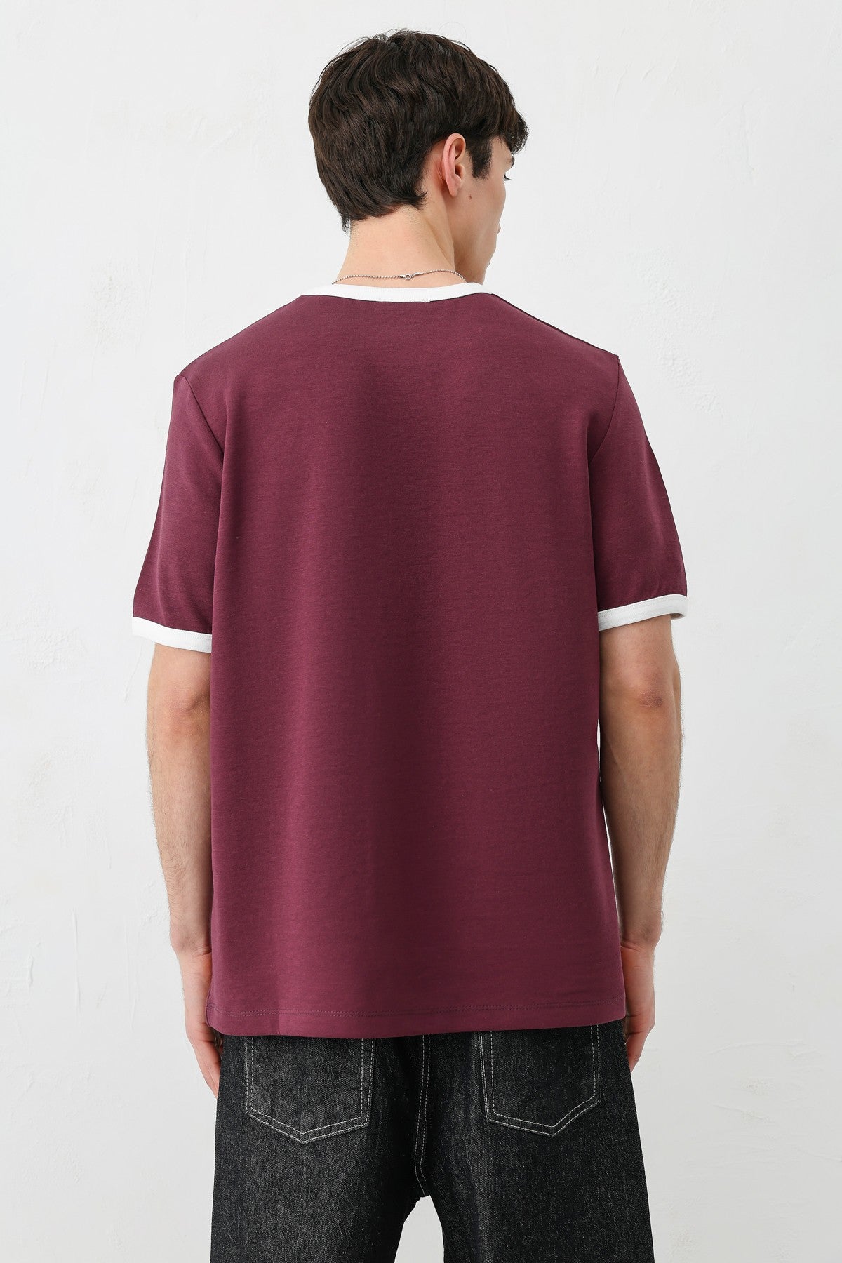 Short-Sleeved Regular-Fit T-Shirt