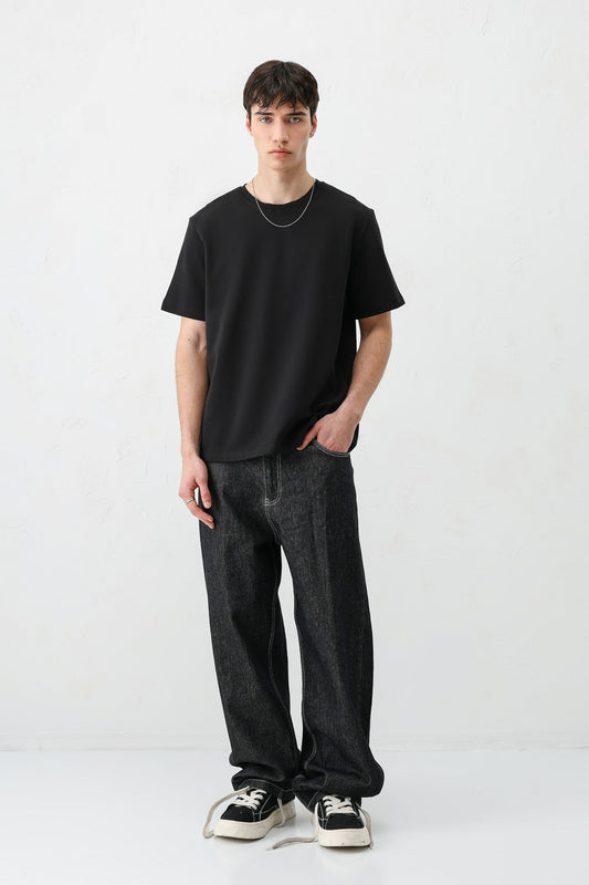 Short-Sleeved Boxy-Fit T-Shirt