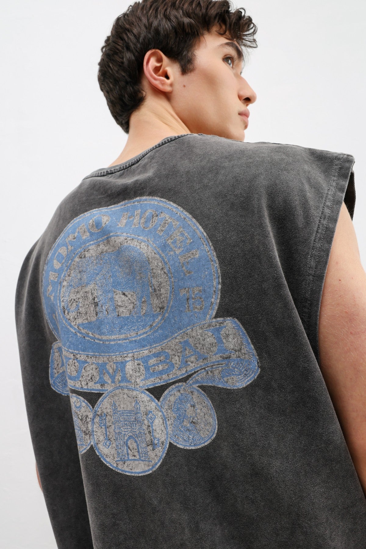 Printed Sleeveless Oversized T-Shirt