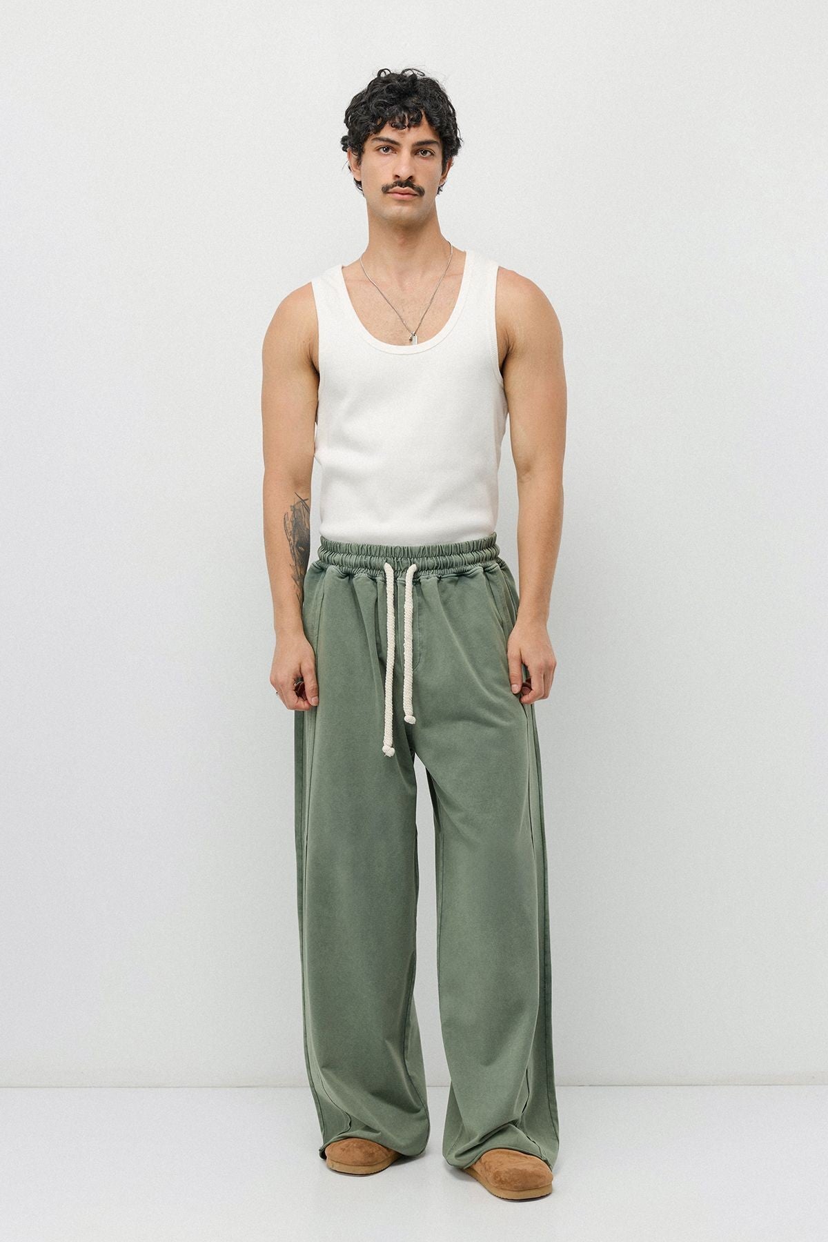 Pre-Washed Baggy Sweatpants
