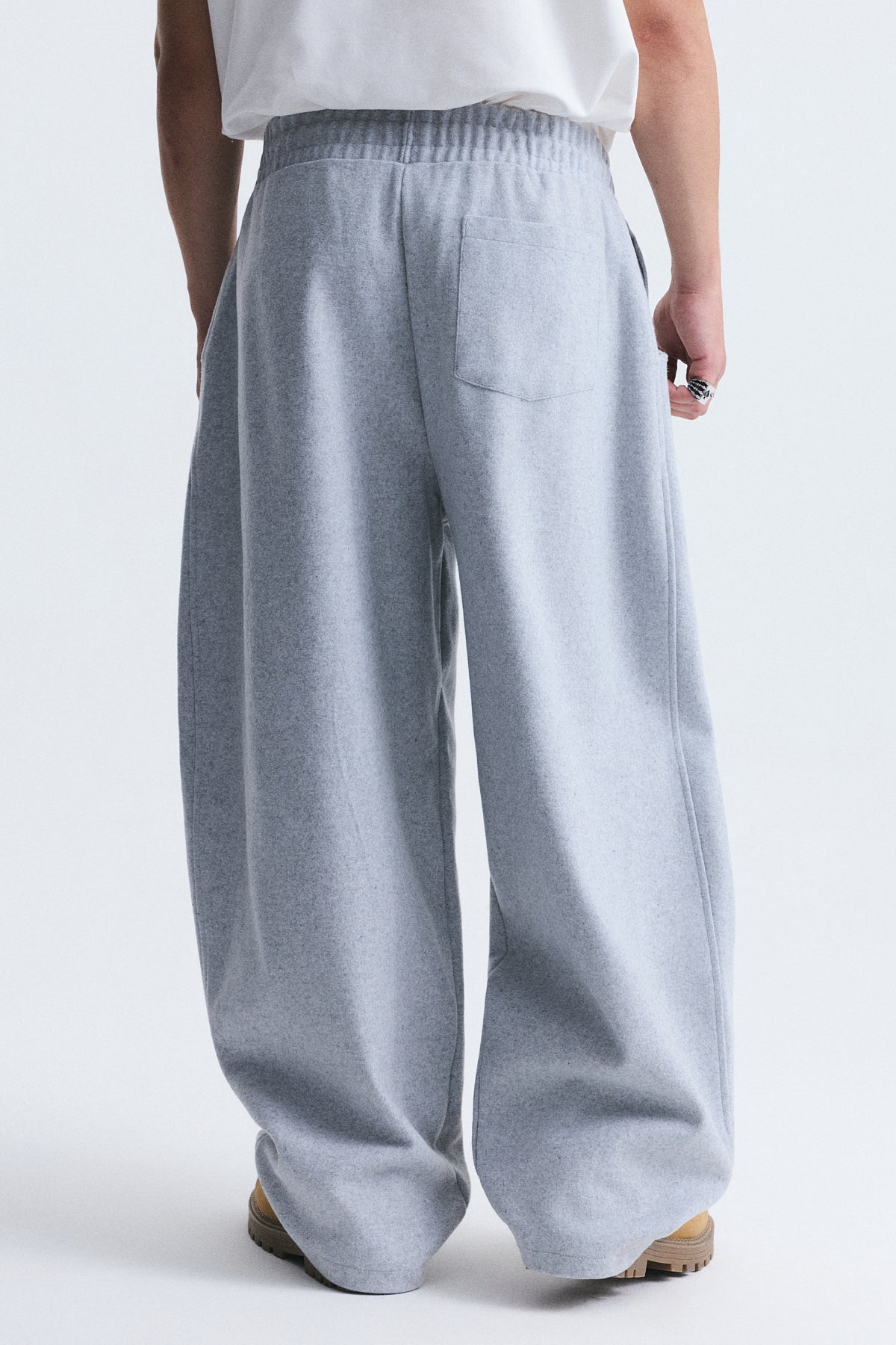 Balloon Fit Sweatpants with Pockets