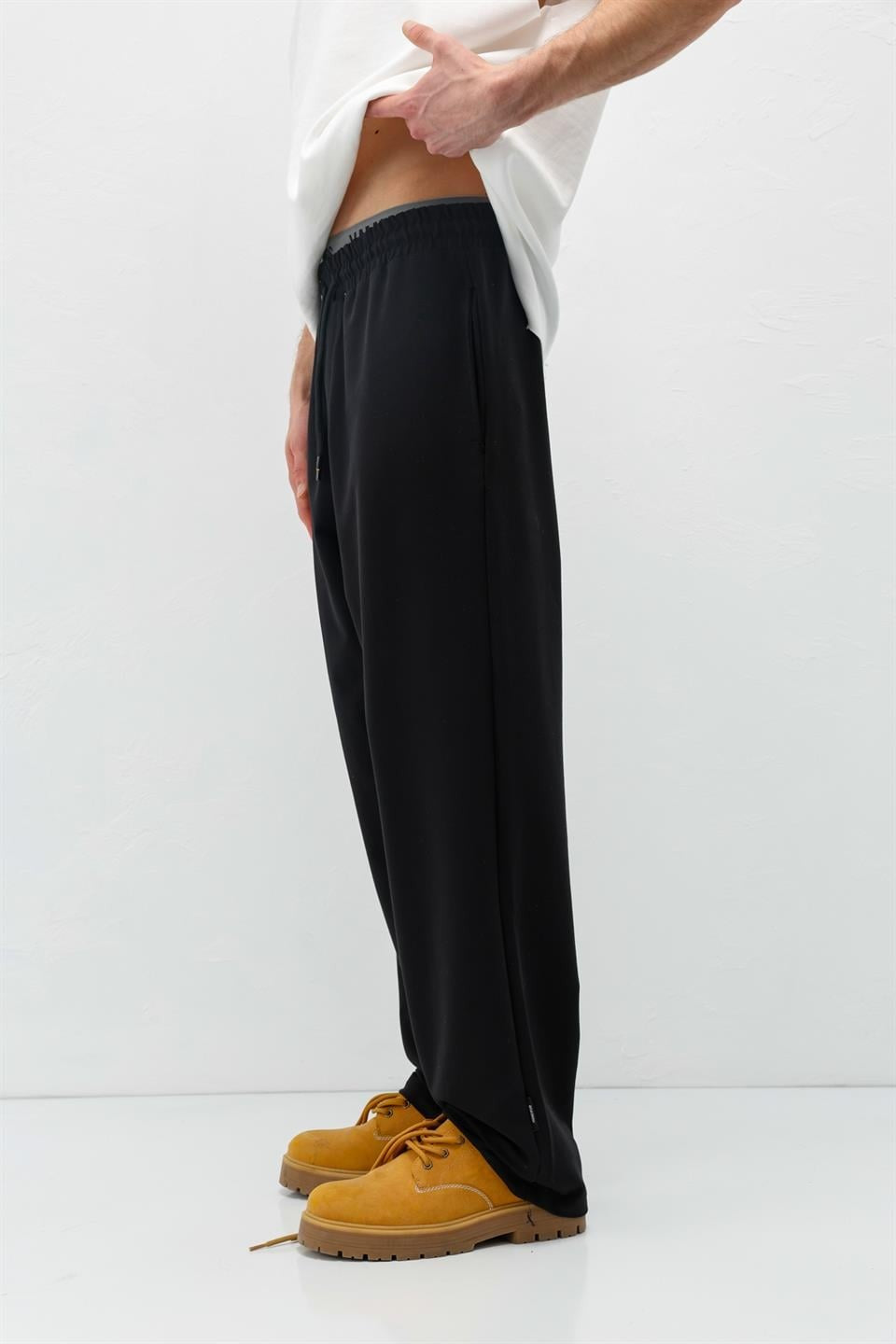 Basic Elastic-Waist Sweatpants