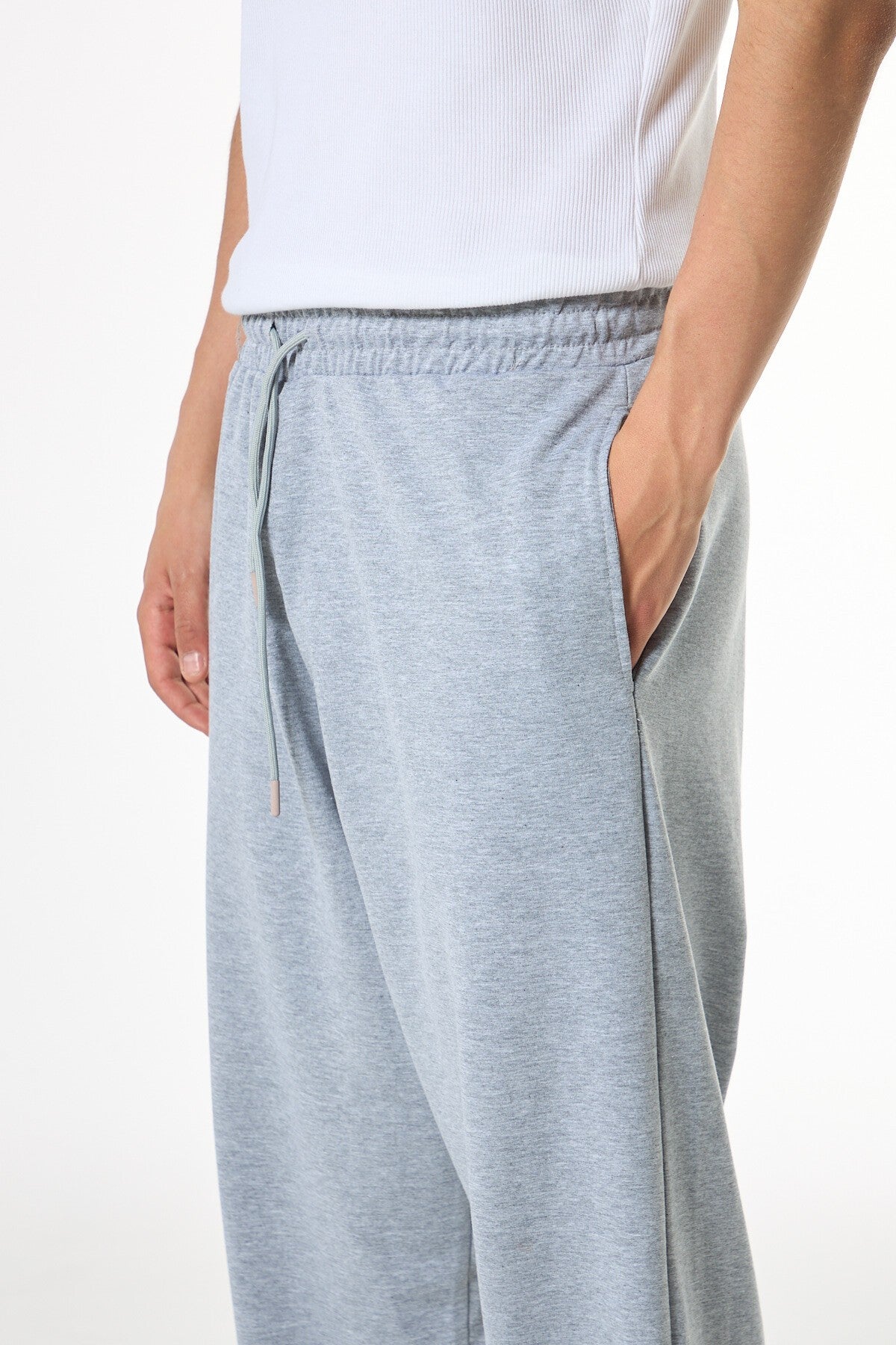 Basic Elastic-Waist Sweatpants