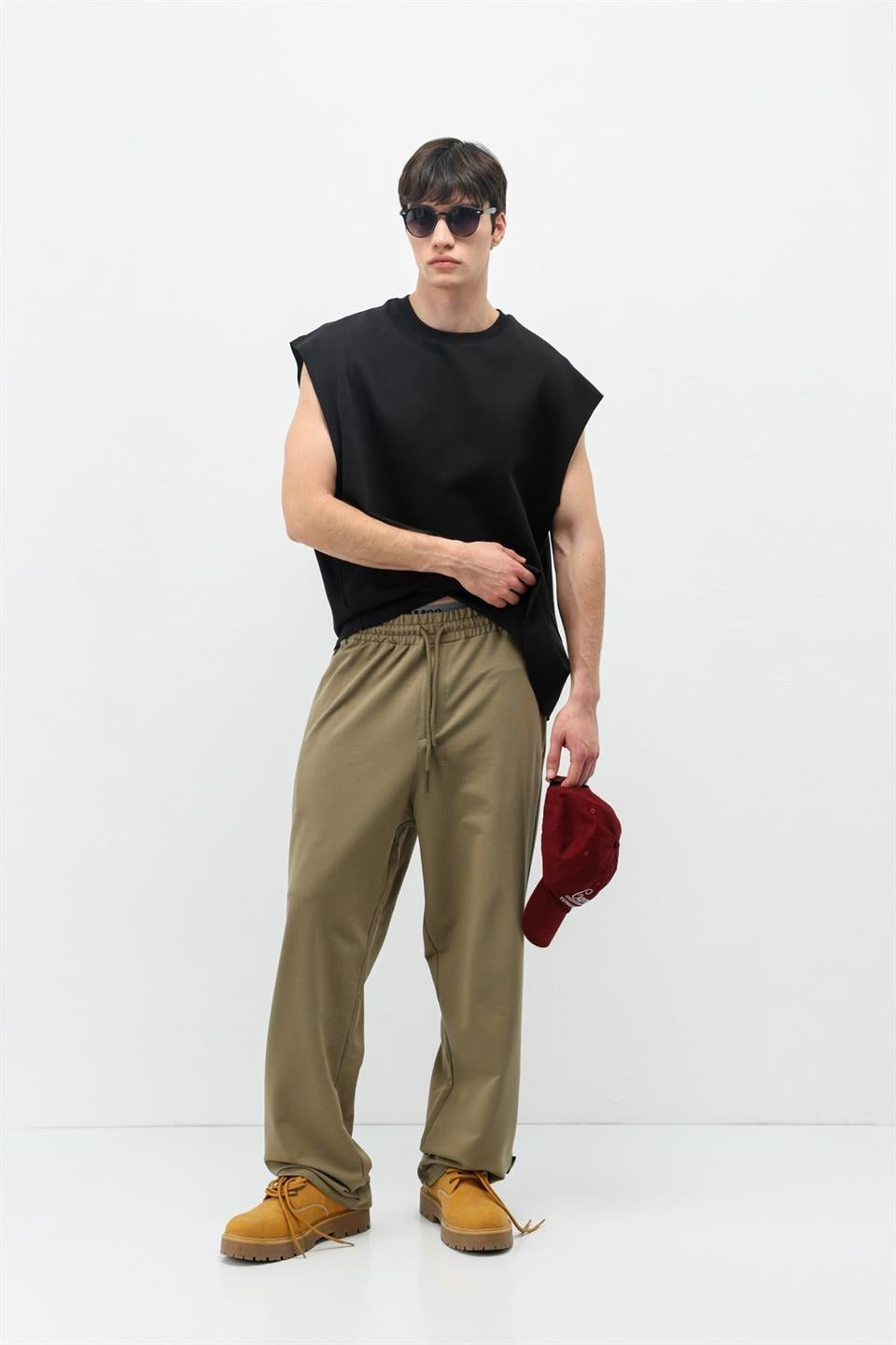 Basic Elastic-Waist Sweatpants
