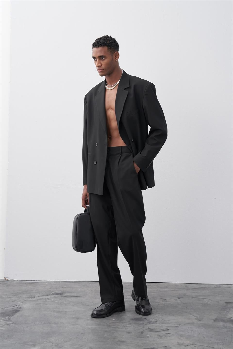 Comfortable Fitted Double-Breasted Suit 30-821