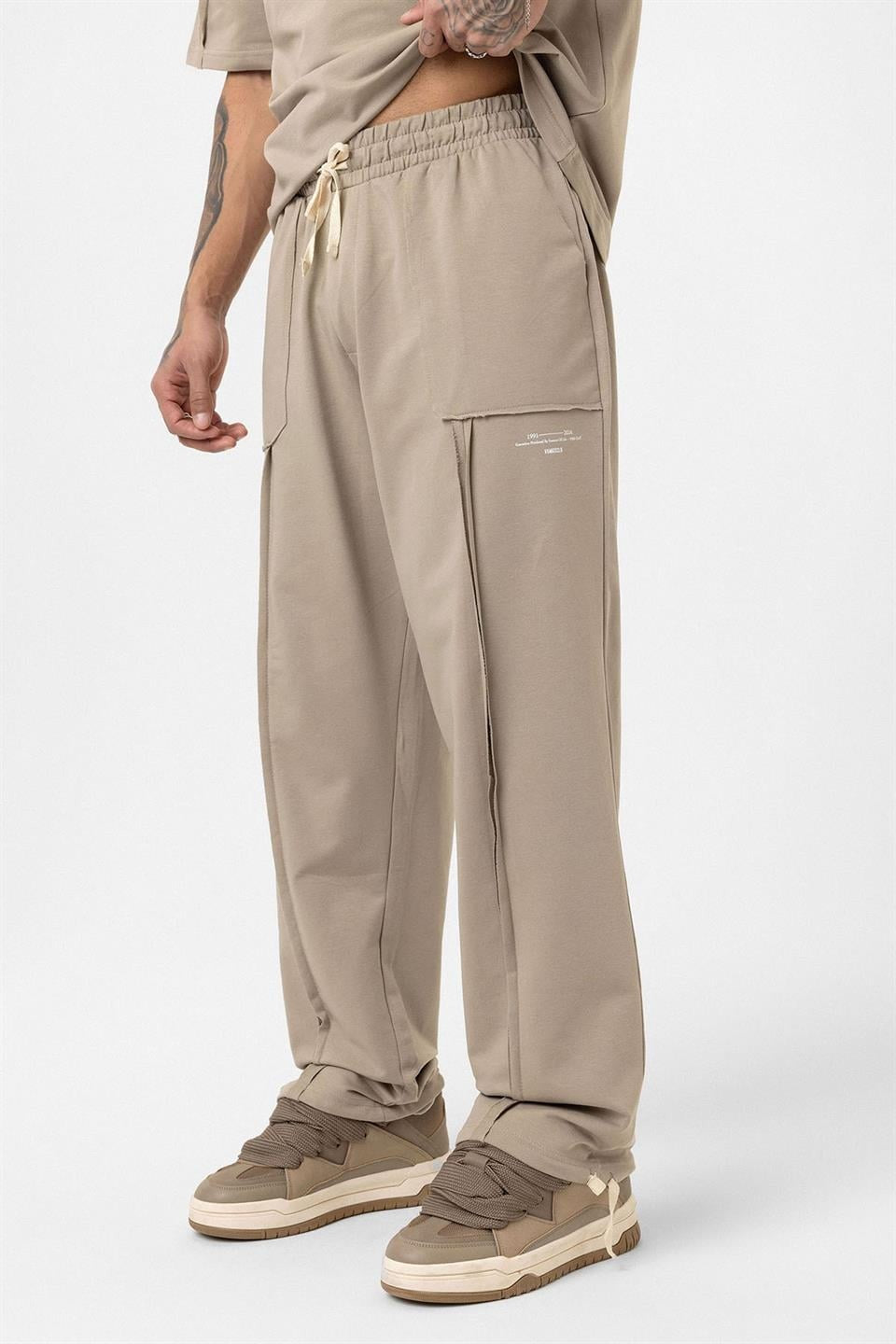 Printed Cuffed Pants Sweatsuit Set 40-293
