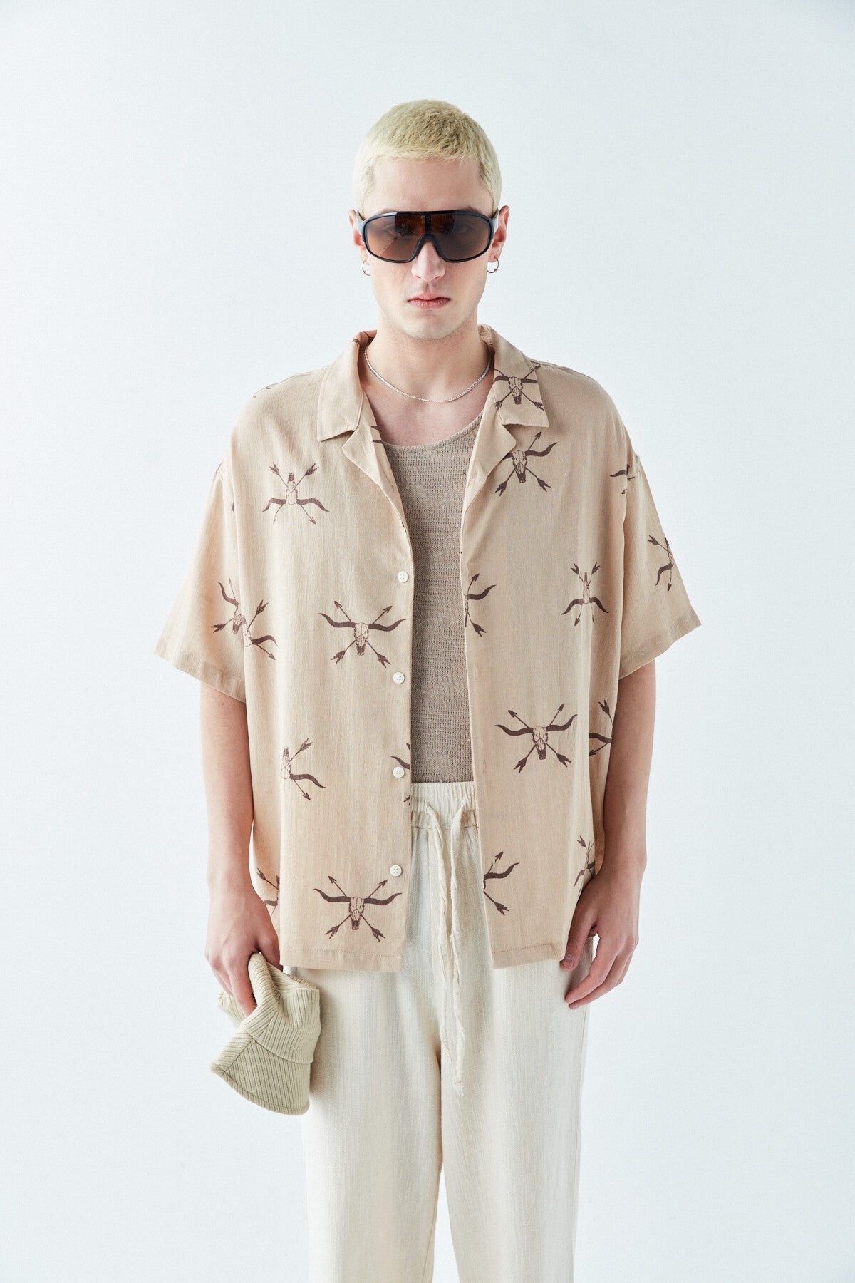 Patterned Short-Sleeve Oversized Shirt Without Pockets
