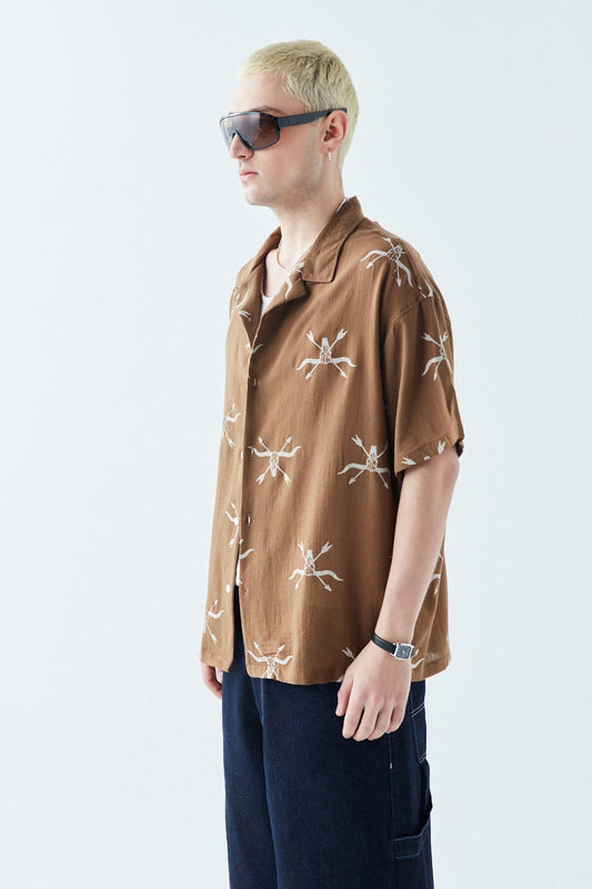 Patterned Short-Sleeve Oversized Shirt Without Pockets