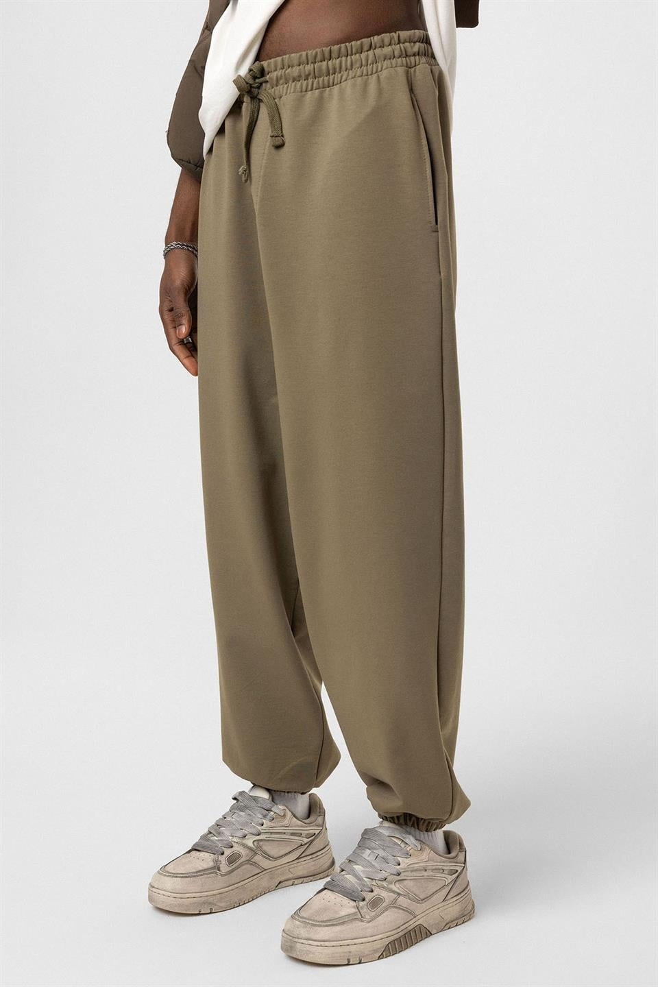 Basic Oversized Sweatpants with Elastic Cuffs