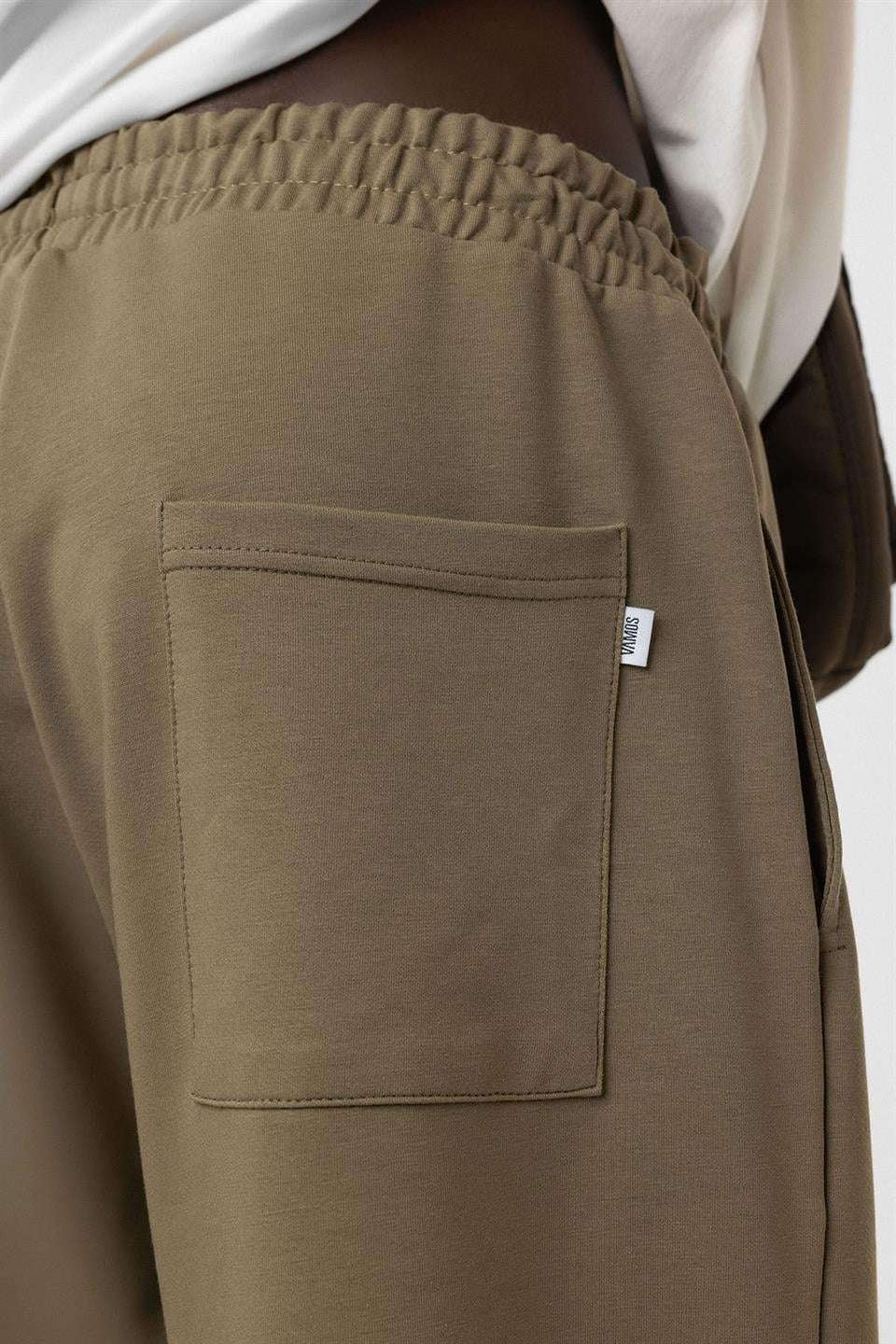 Basic Oversized Sweatpants with Elastic Cuffs