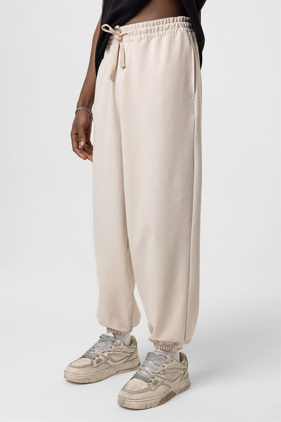 Basic Oversized Sweatpants with Elastic Cuffs