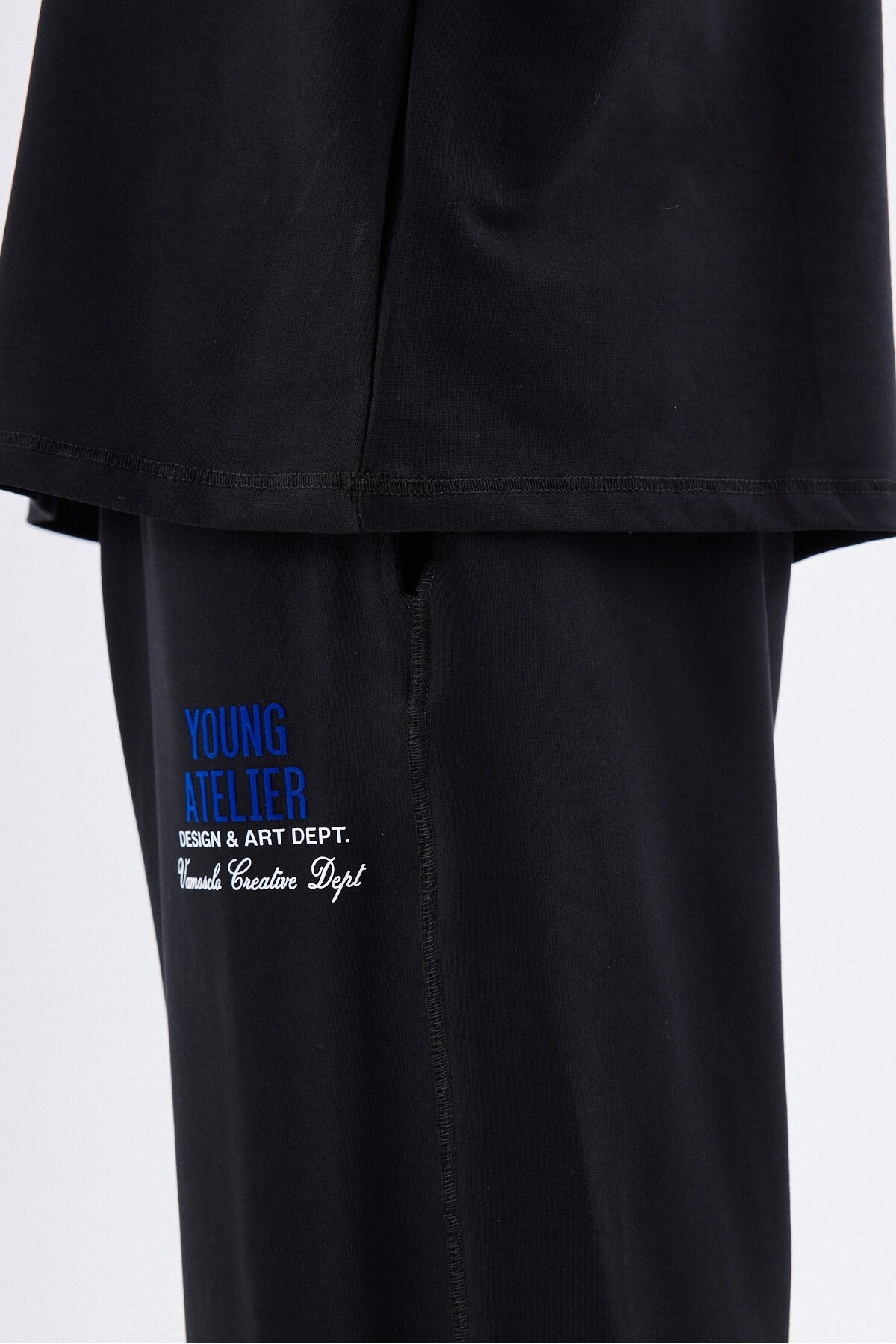 Young Atelier Printed Oversized Sweatsuit Set 40-603