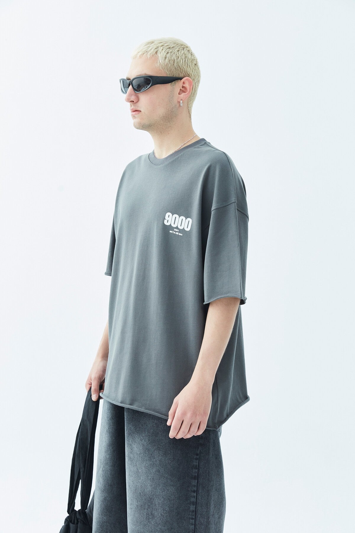 9000 Printed Oversized T-Shirt - Ecru