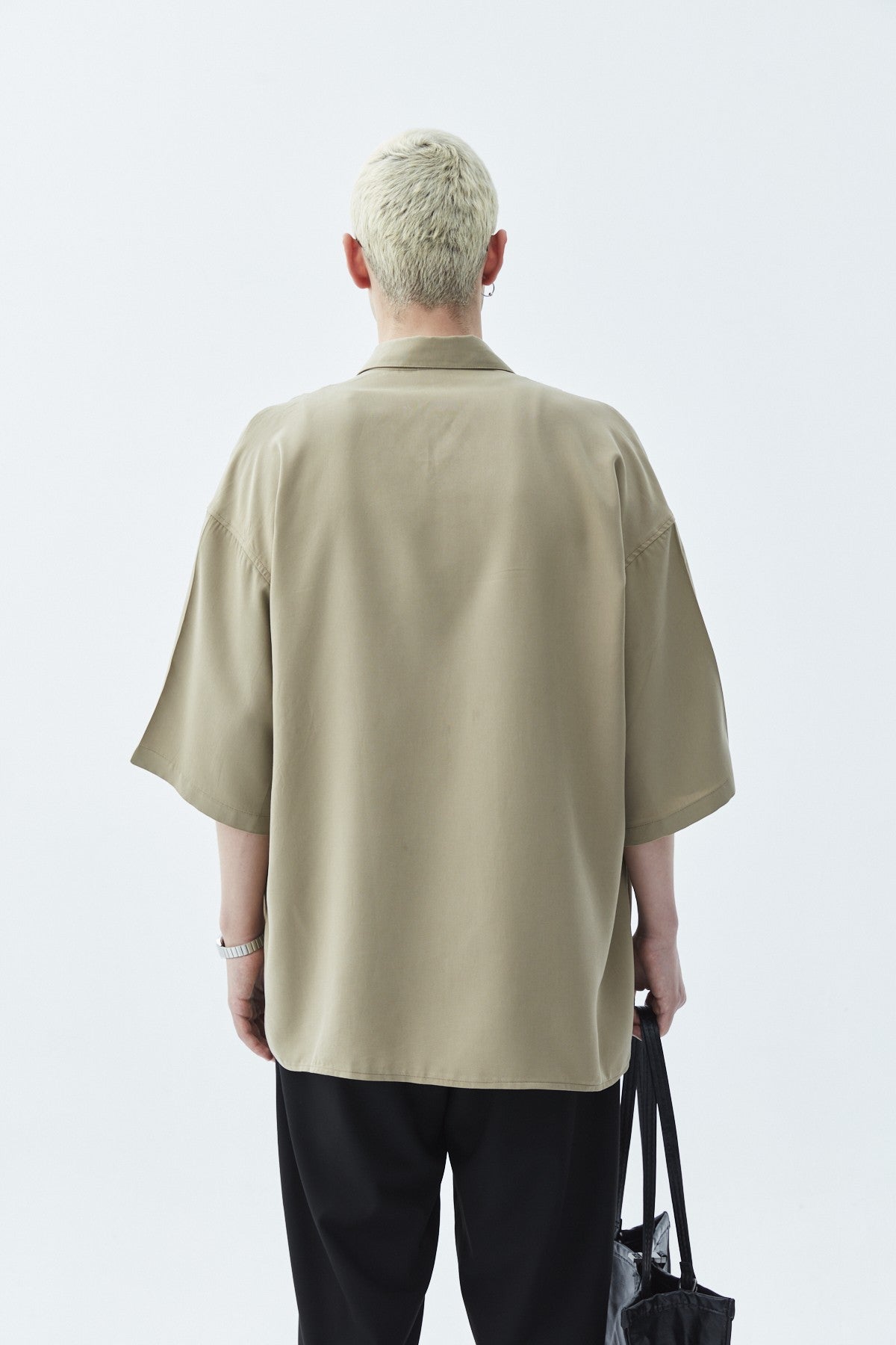 Oversized Short-Sleeve Linen Shirt with One Pocket