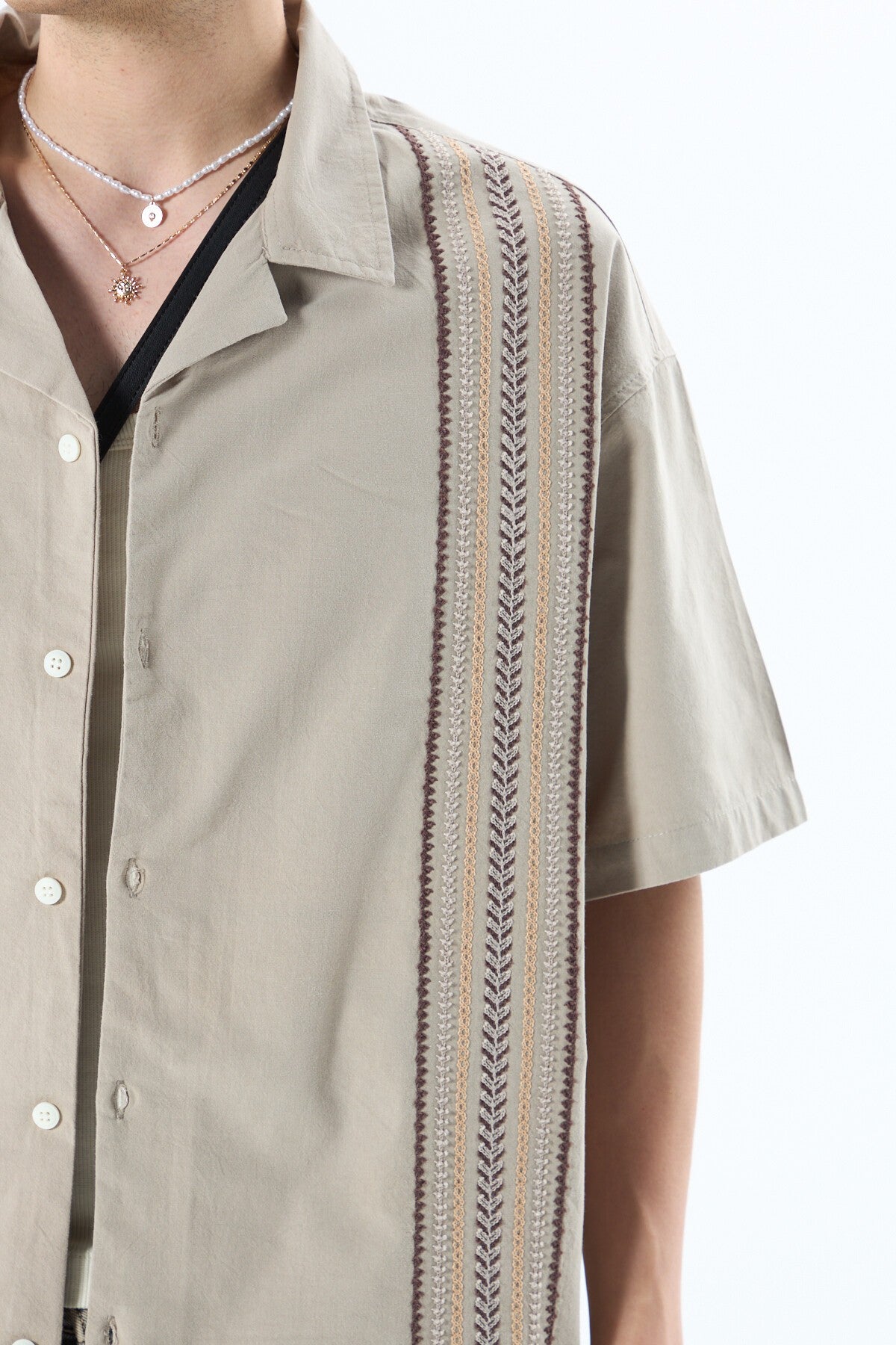 Oversized Short-Sleeve Linen Shirt with Embroidery Details and No Pockets