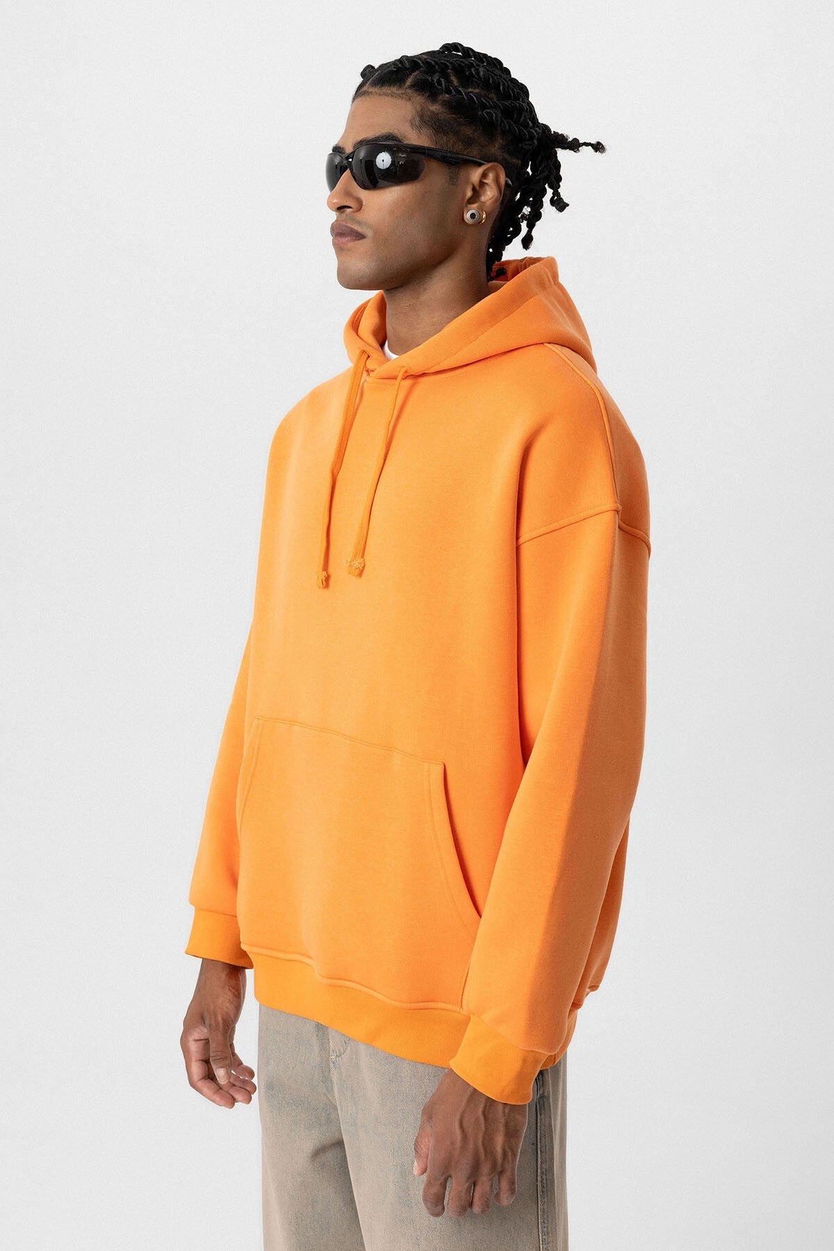 Basic Oversized Hooded Sweatshirt with Pockets