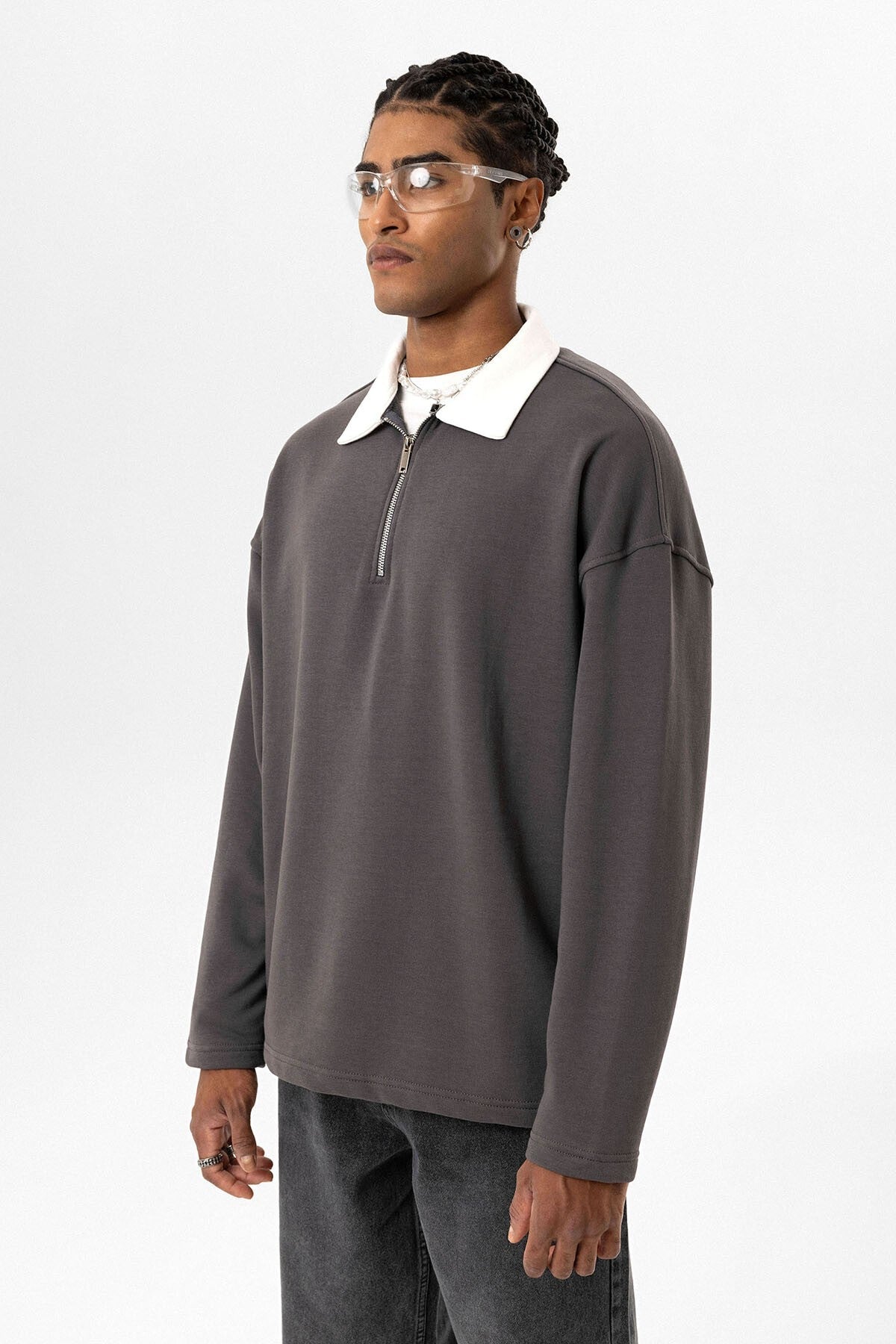 Basic Polo Neck Sweatshirt with Zipper Detail