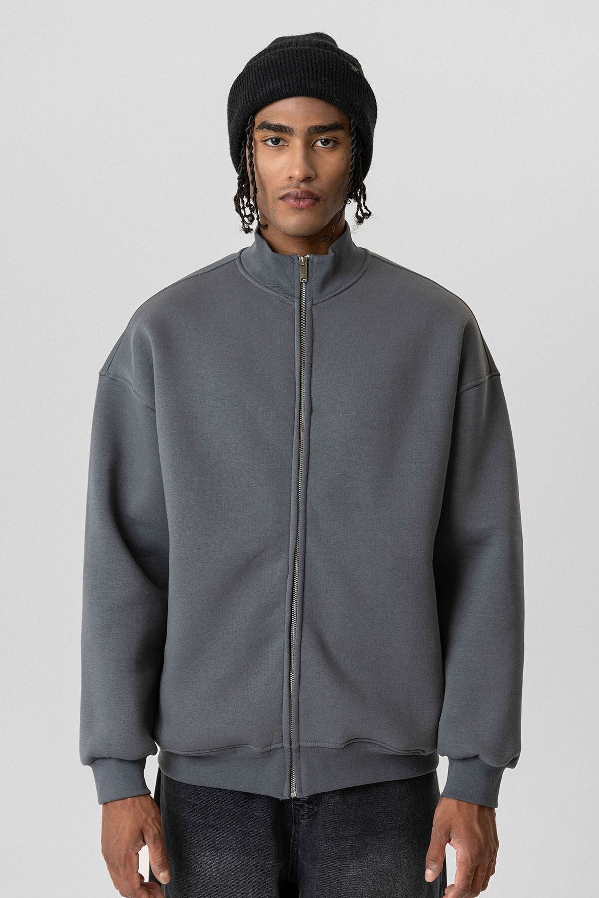 Basic Oversized Sweatshirt with Zipper