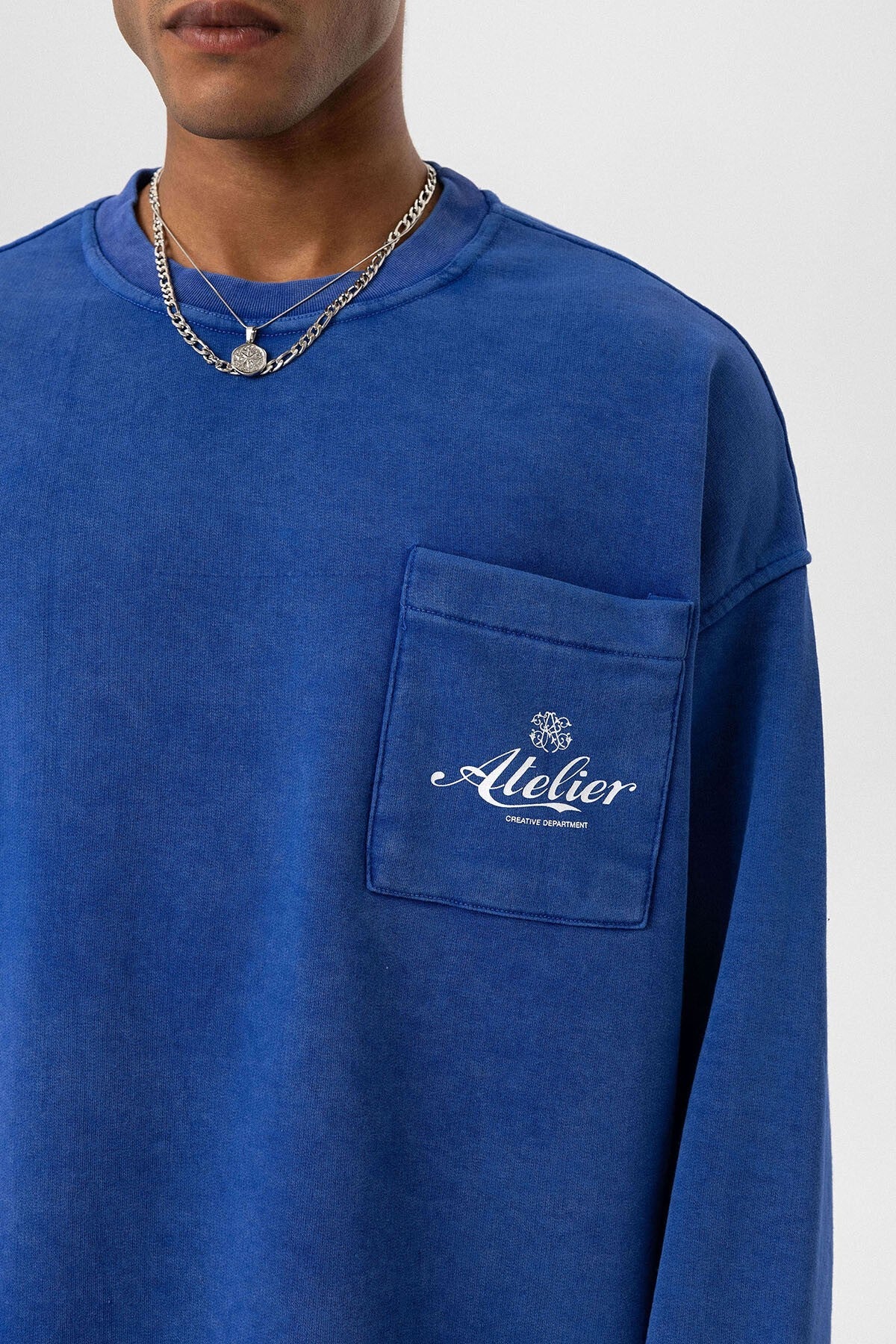 Oversized Sweatshirt with Pocket Details (Machine Washable)