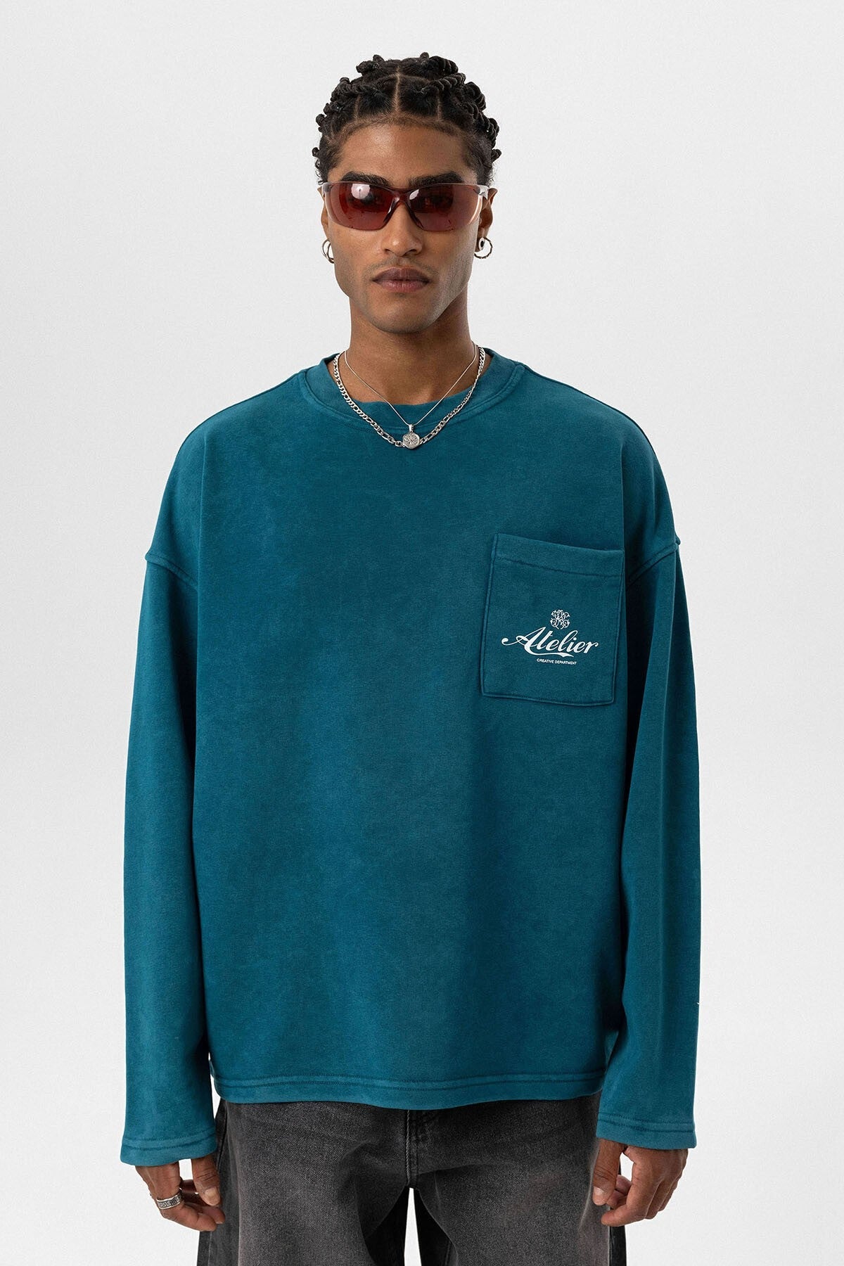 Oversized Sweatshirt with Pocket Details (Machine Washable)