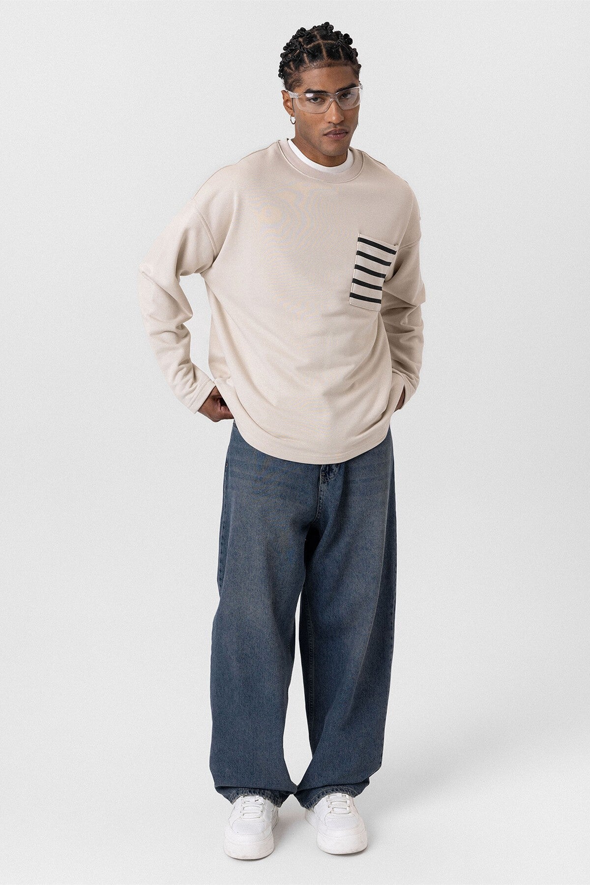 Oversized Sweatshirt with Pockets