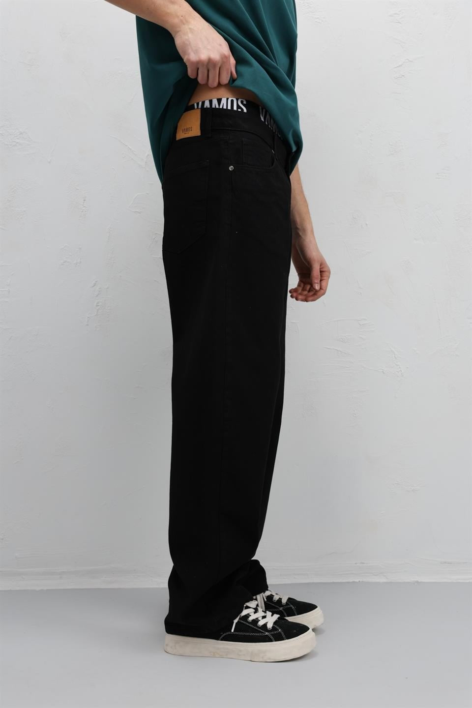Baggy Fit Jeans V100-02