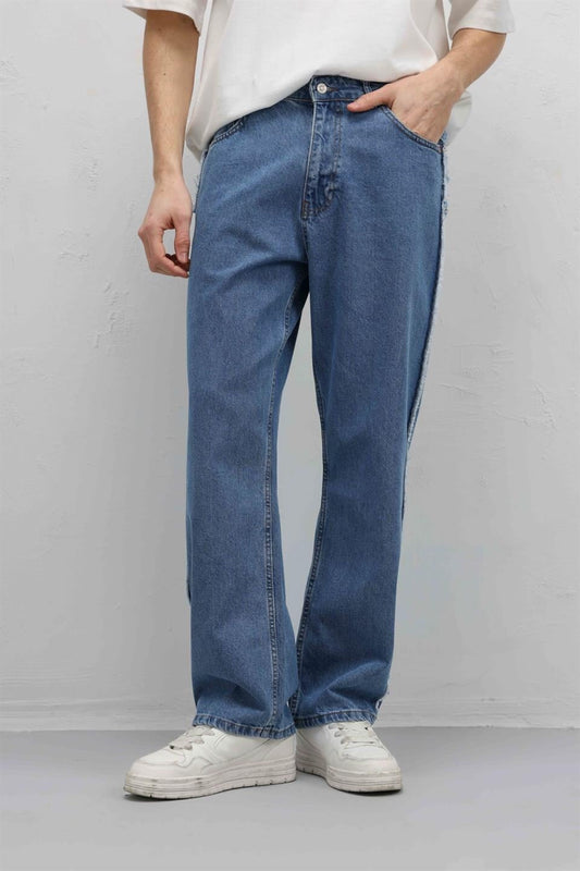 Baggy Jeans with Side Seam Details