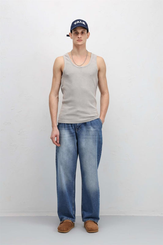 Pleated Baggy Jeans with Chain Accents