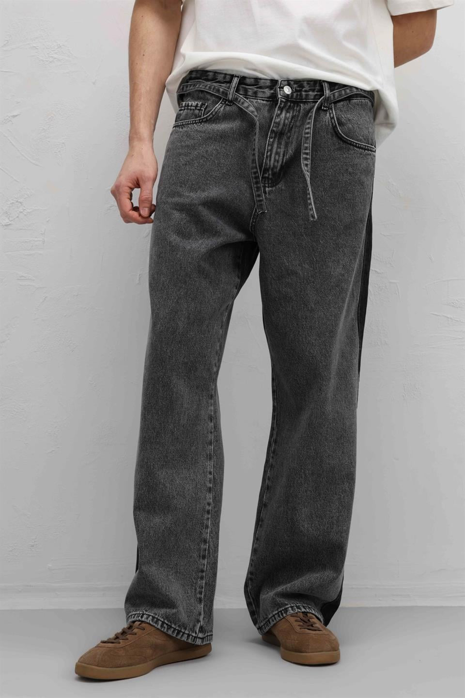 Baggy Jeans with Detailed Belt Straps