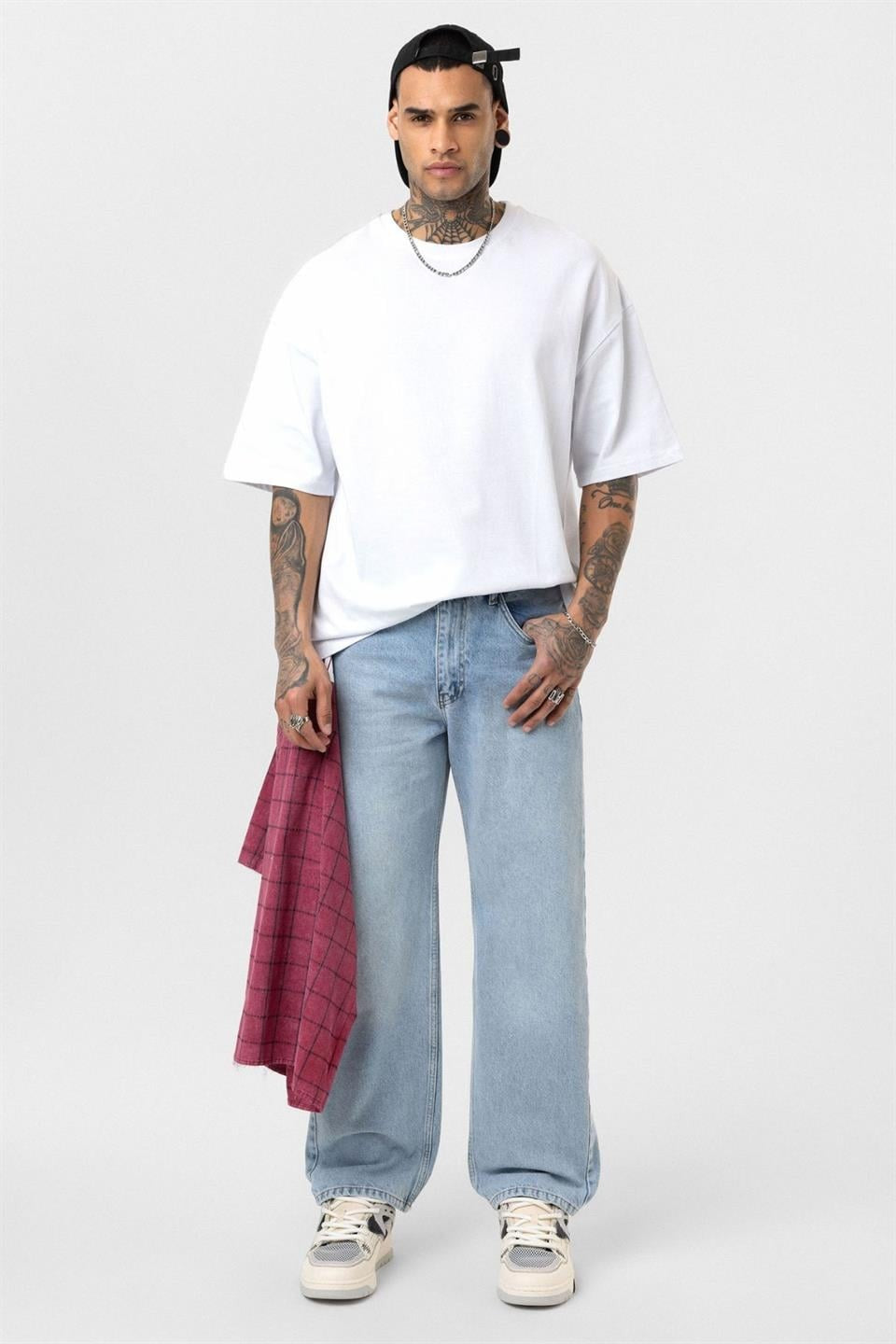 Relaxed-Fit Jeans