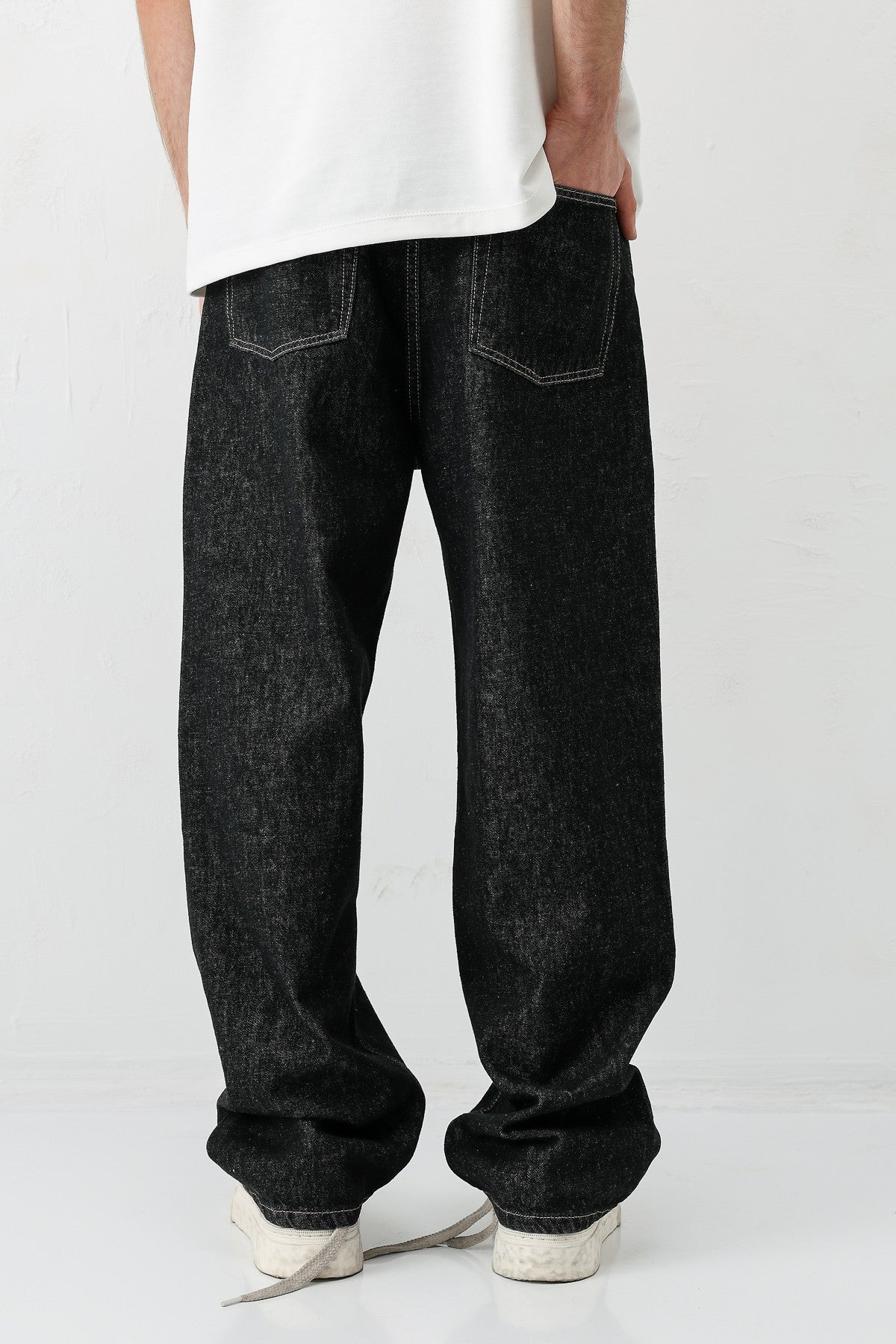 Baggy-Fit Jeans