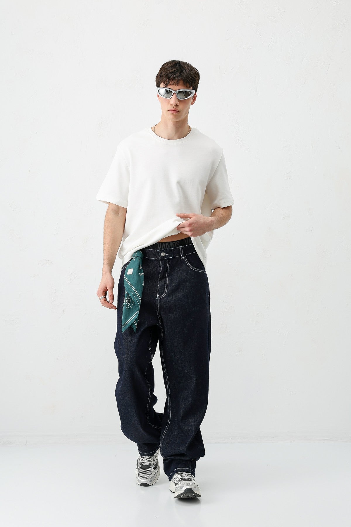 Baggy-Fit Jeans