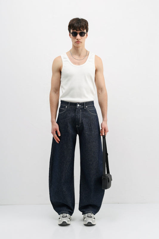 Balloon-Fit Jeans