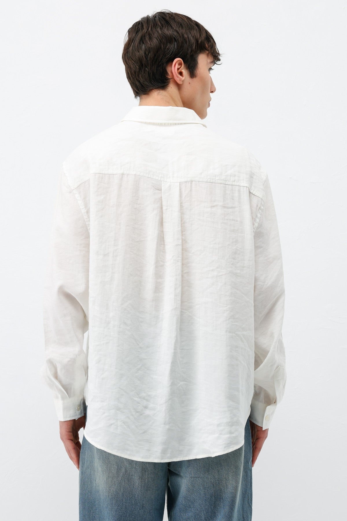 Oversized Shirt with Pockets Made of Modal Fabric
