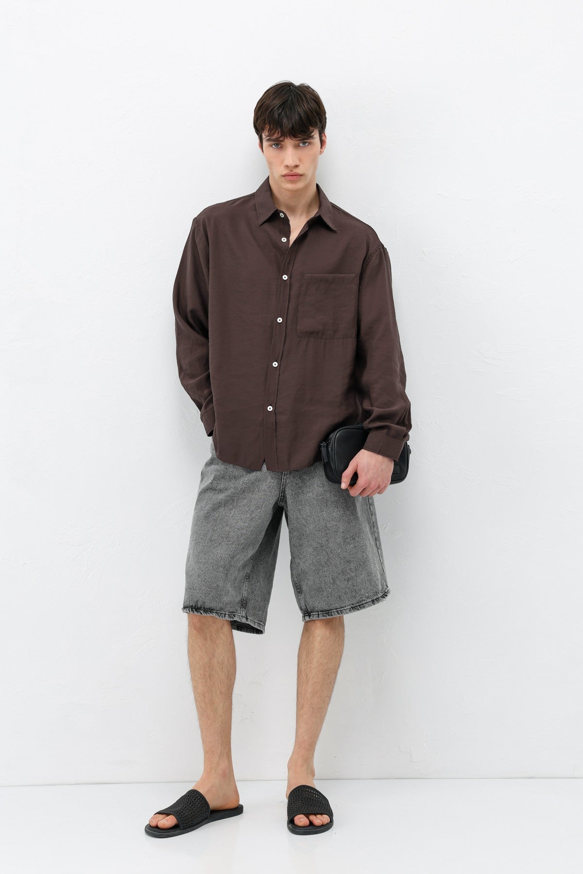 Oversized Shirt with Pockets Made of Modal Fabric