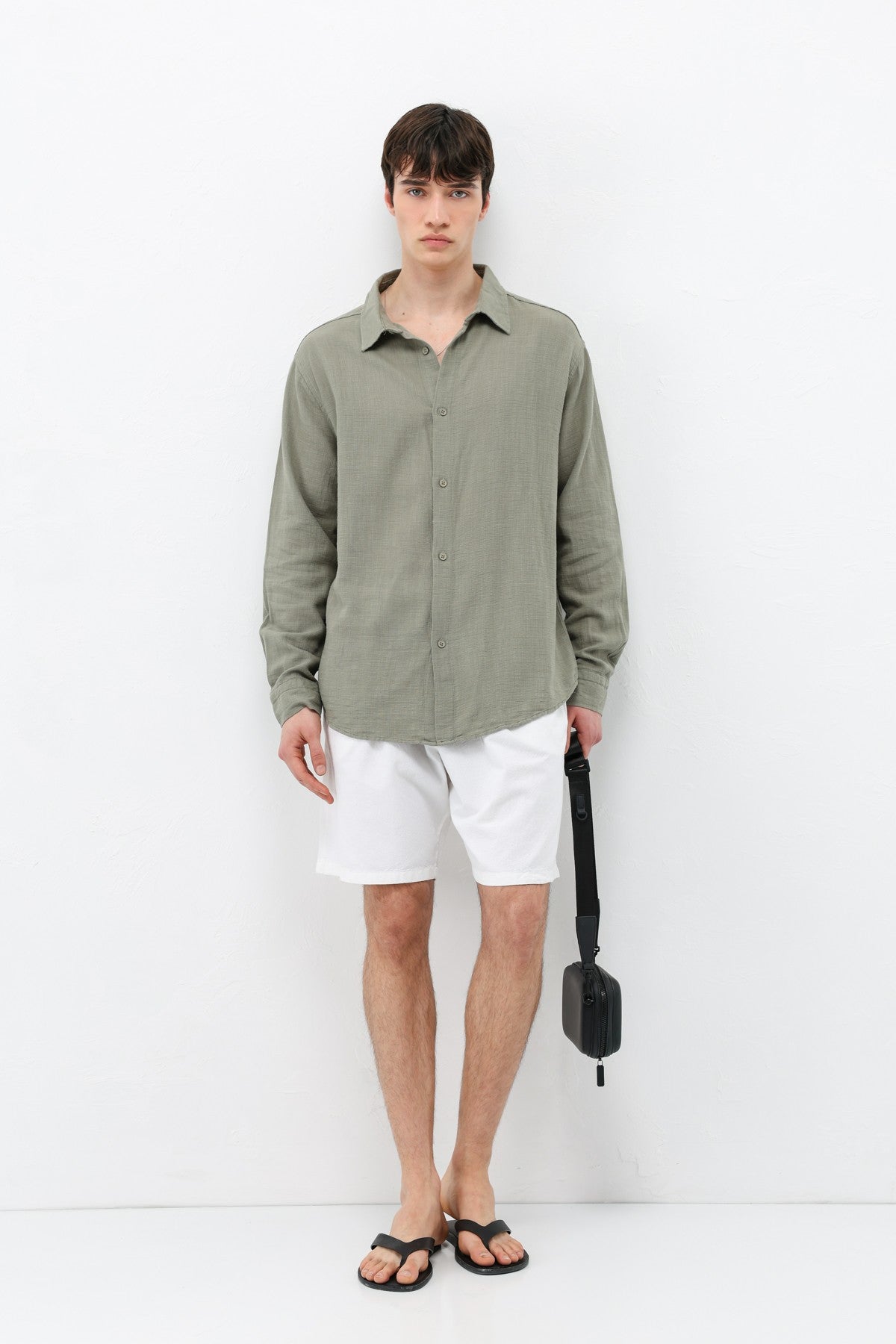 Basic Oversized Linen Shirt