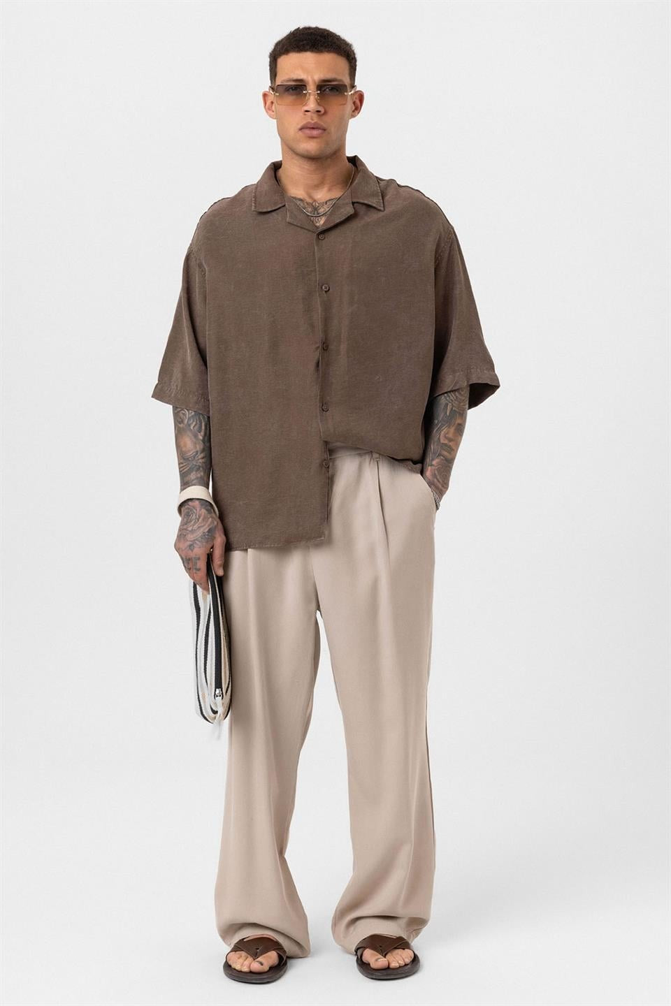 Oversized Short-Sleeve Shirt (Machine Washable)
