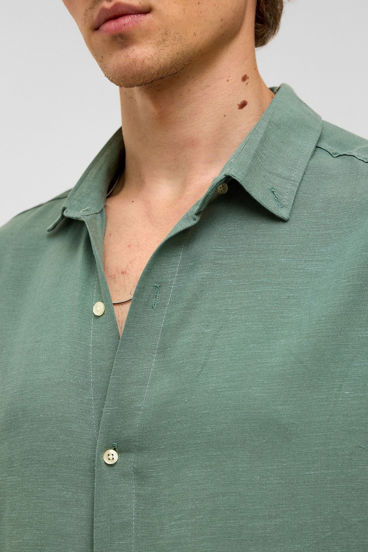 Oversized Long-Sleeved Linen Shirt
