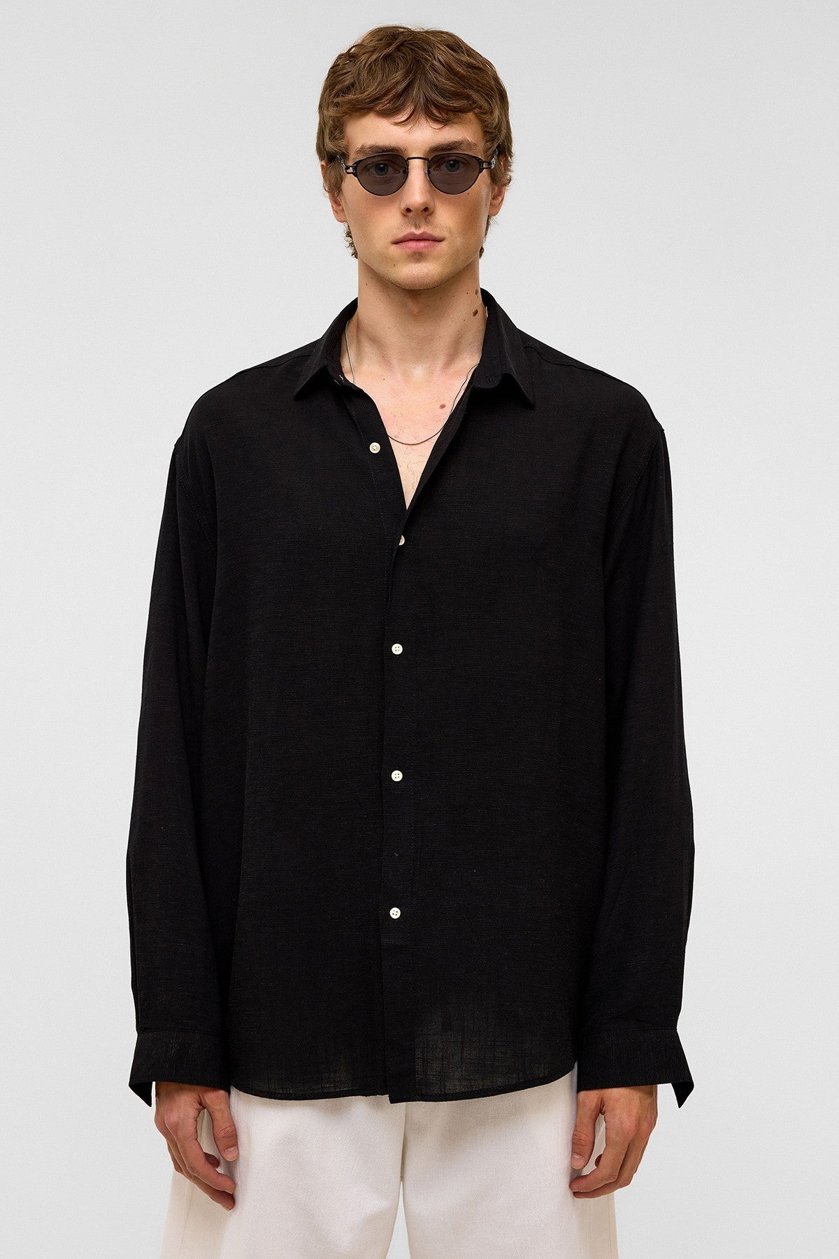 Oversized Long-Sleeved Linen Shirt