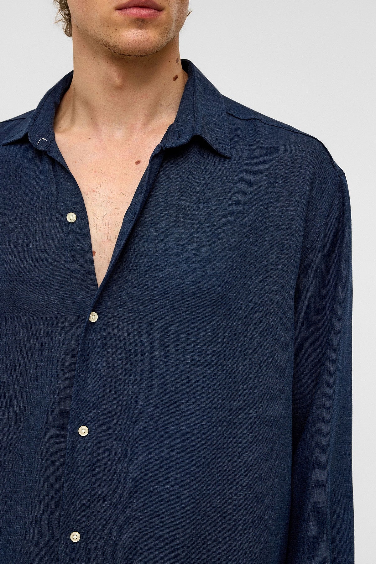 Oversized Long-Sleeved Linen Shirt